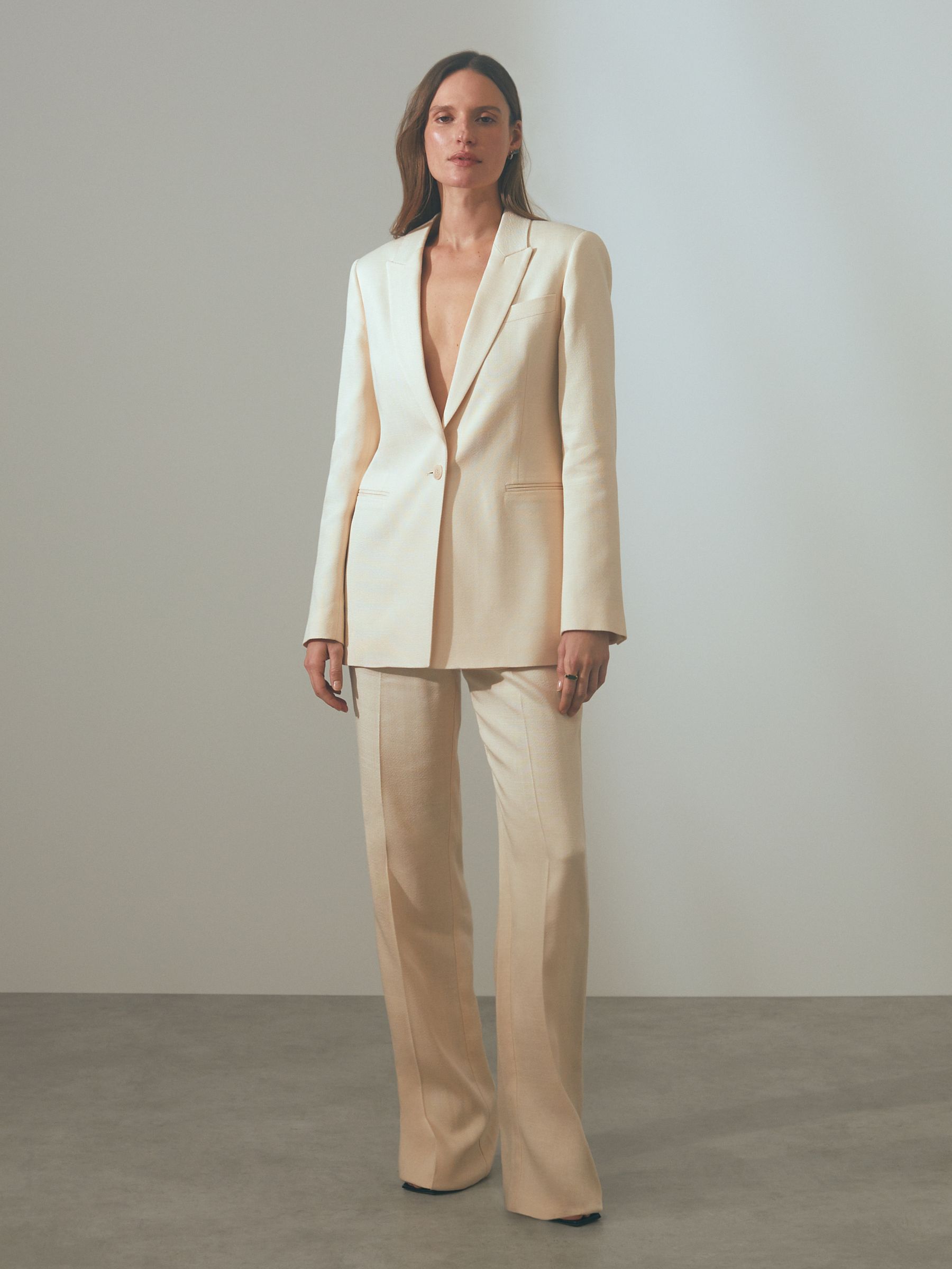 Atelier Italian Textured Single Breasted Suit Blazer in Blush - Image 6 of 7