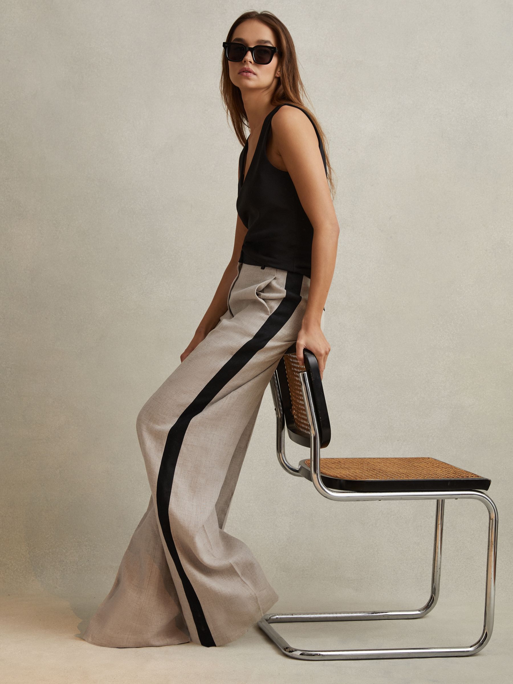 Petite Colourblock Linen Wide Leg Trousers in Neutral - Image 5 of 7