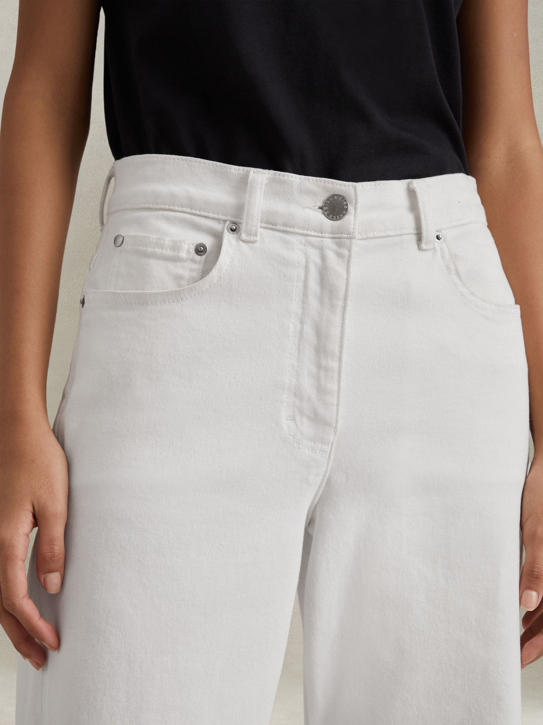 Flared Side Seam Jeans in White - Image 4 of 5