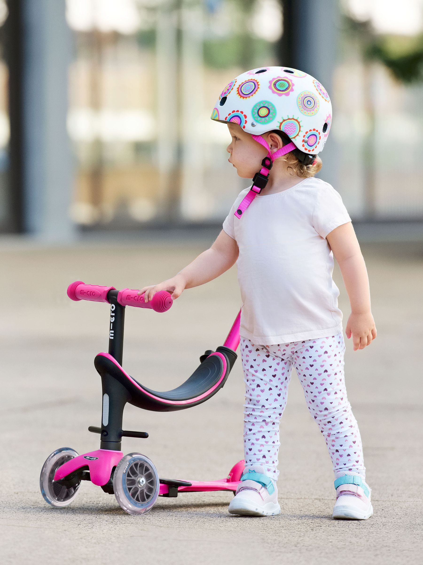 Pink Micro Scooters 4 in 1 Mini 2 Grow Scooter - Image 1 of 6
