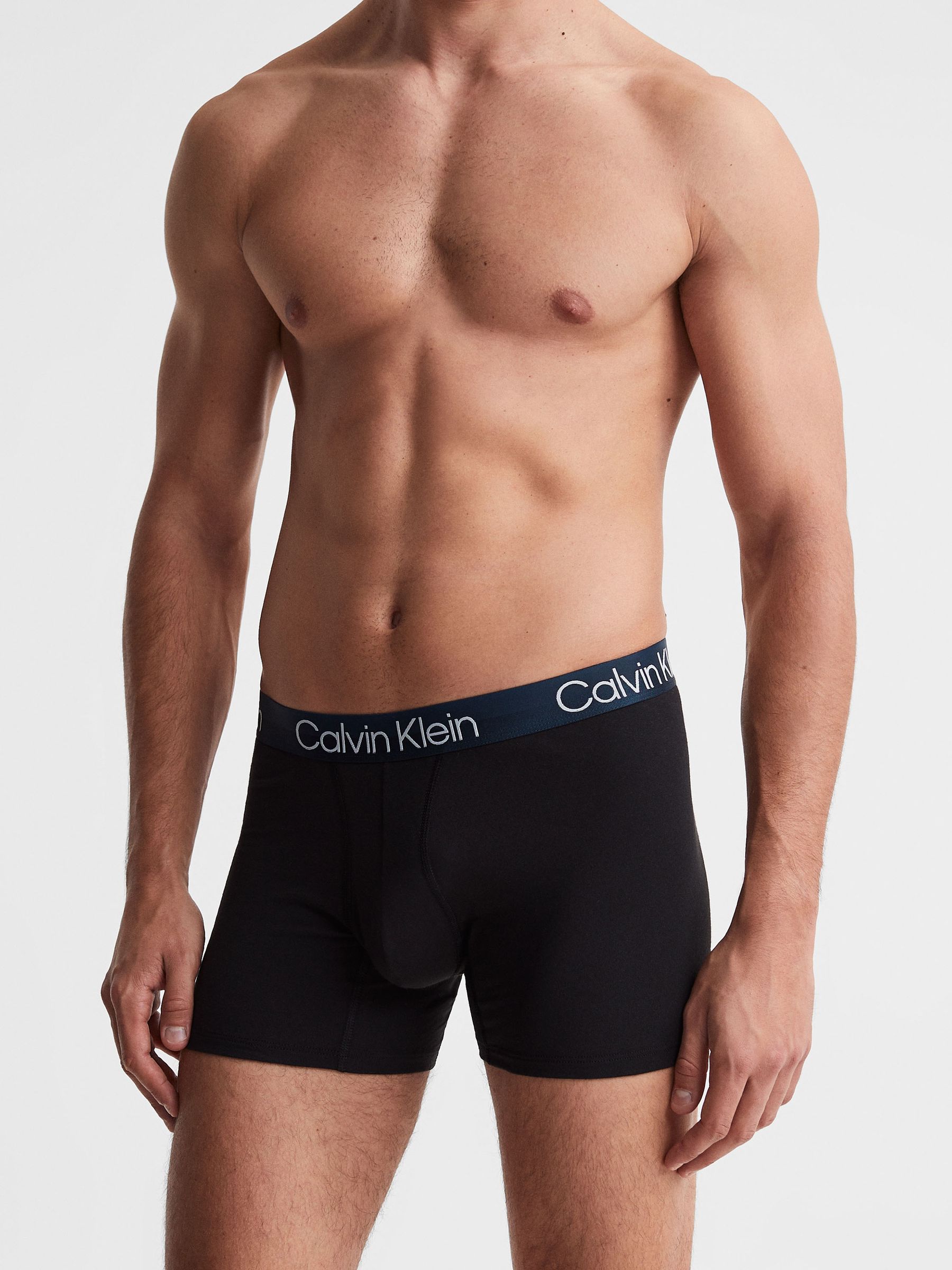 Calvin Klein Underwear 3 Pack Trunks in Black Multi - Image 4 of 7