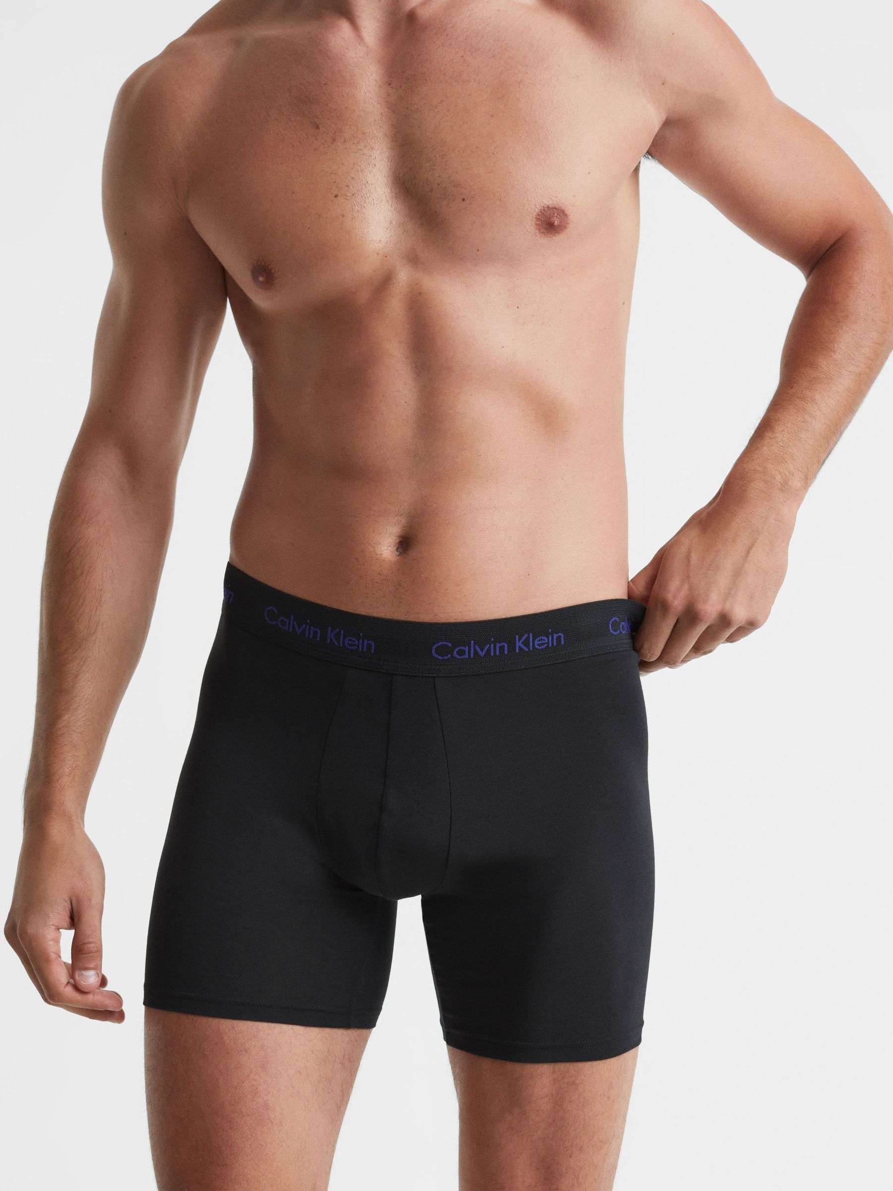 Calvin Klein Underwear 3 Pack Trunks in Black/Grey - Image 4 of 6