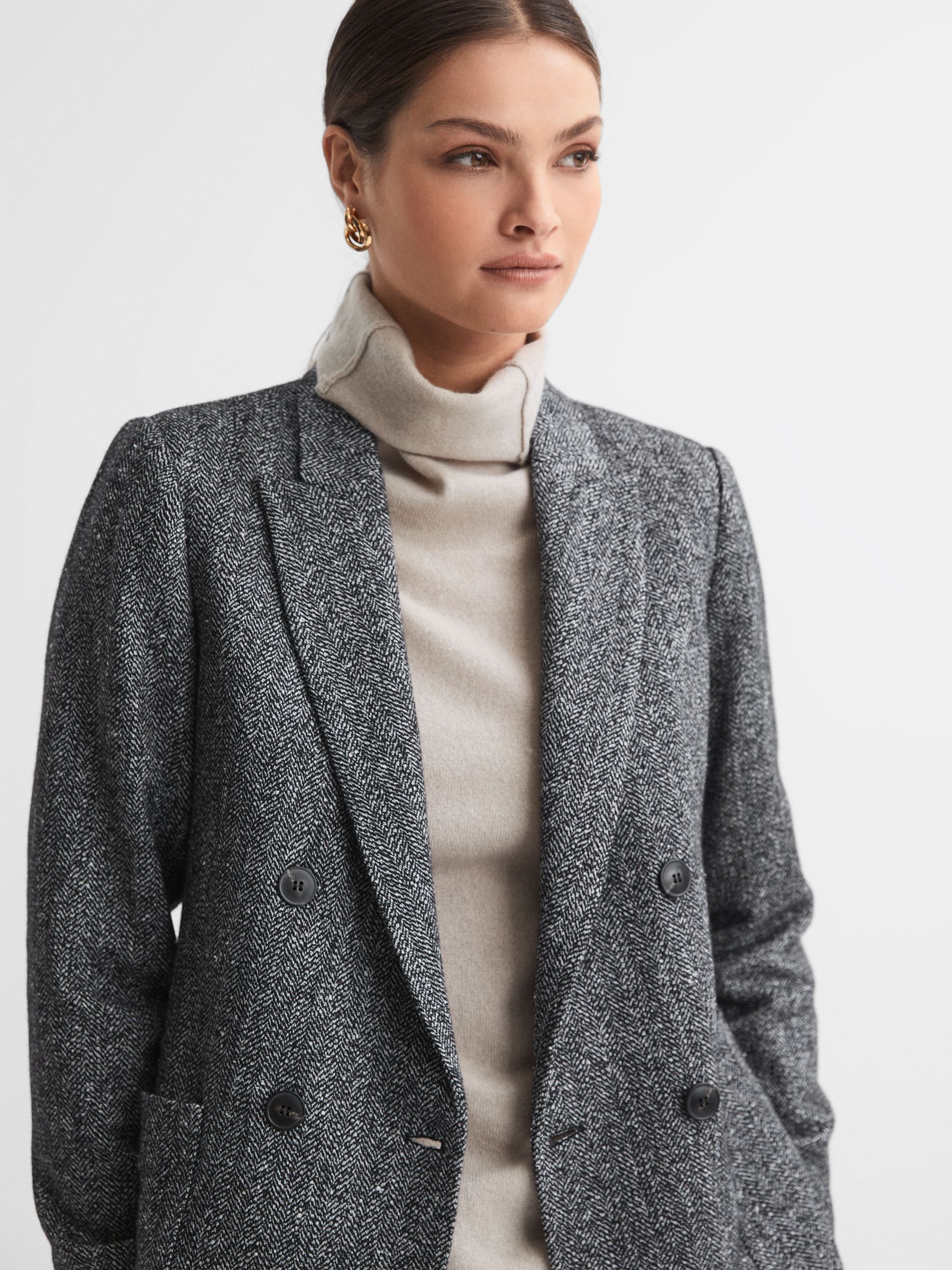 Relaxed Fit Textured Double Breasted Suit Blazer in Grey - Image 5 of 7