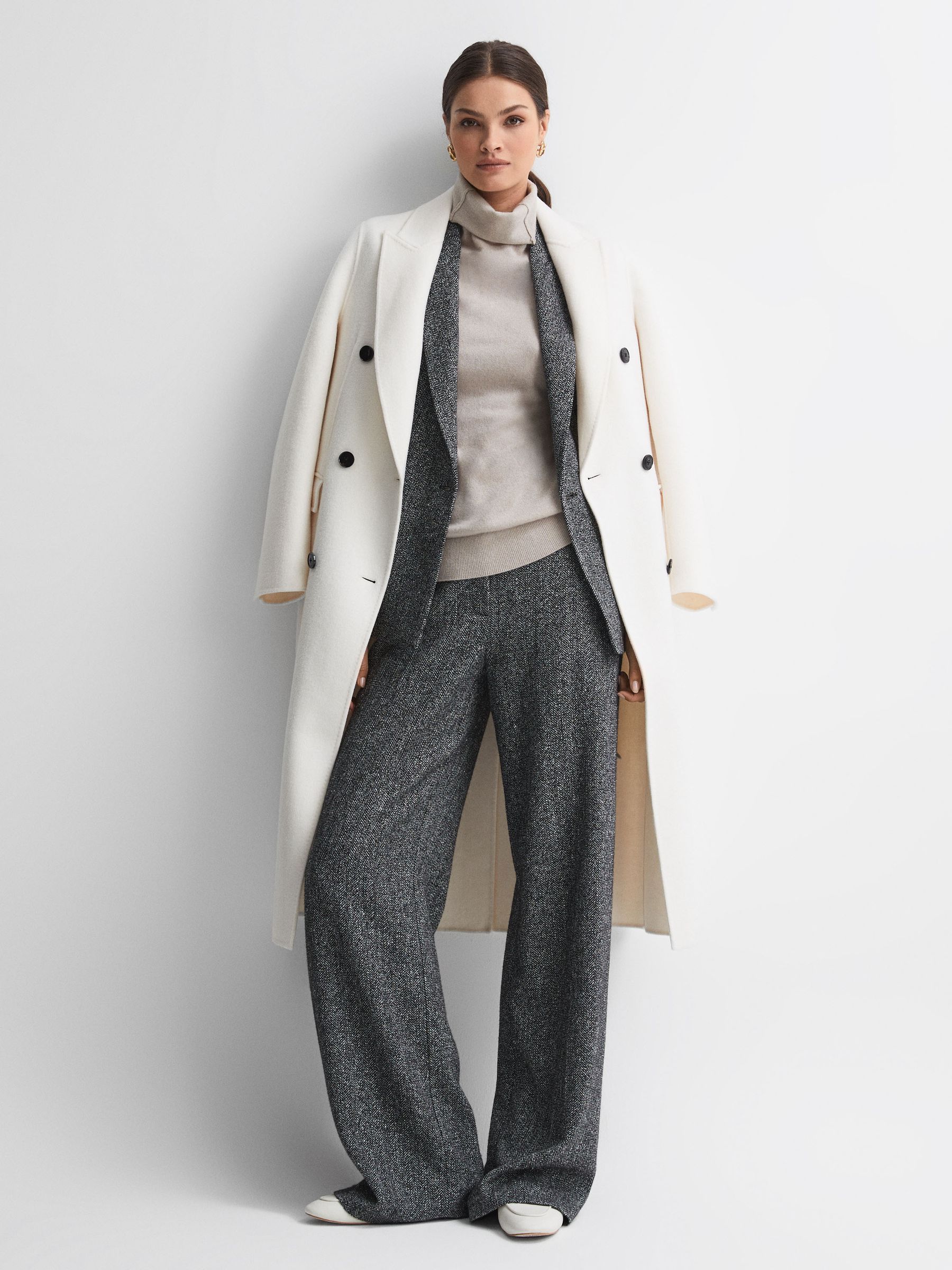 Relaxed Fit Textured Double Breasted Suit Blazer in Grey - Image 6 of 7