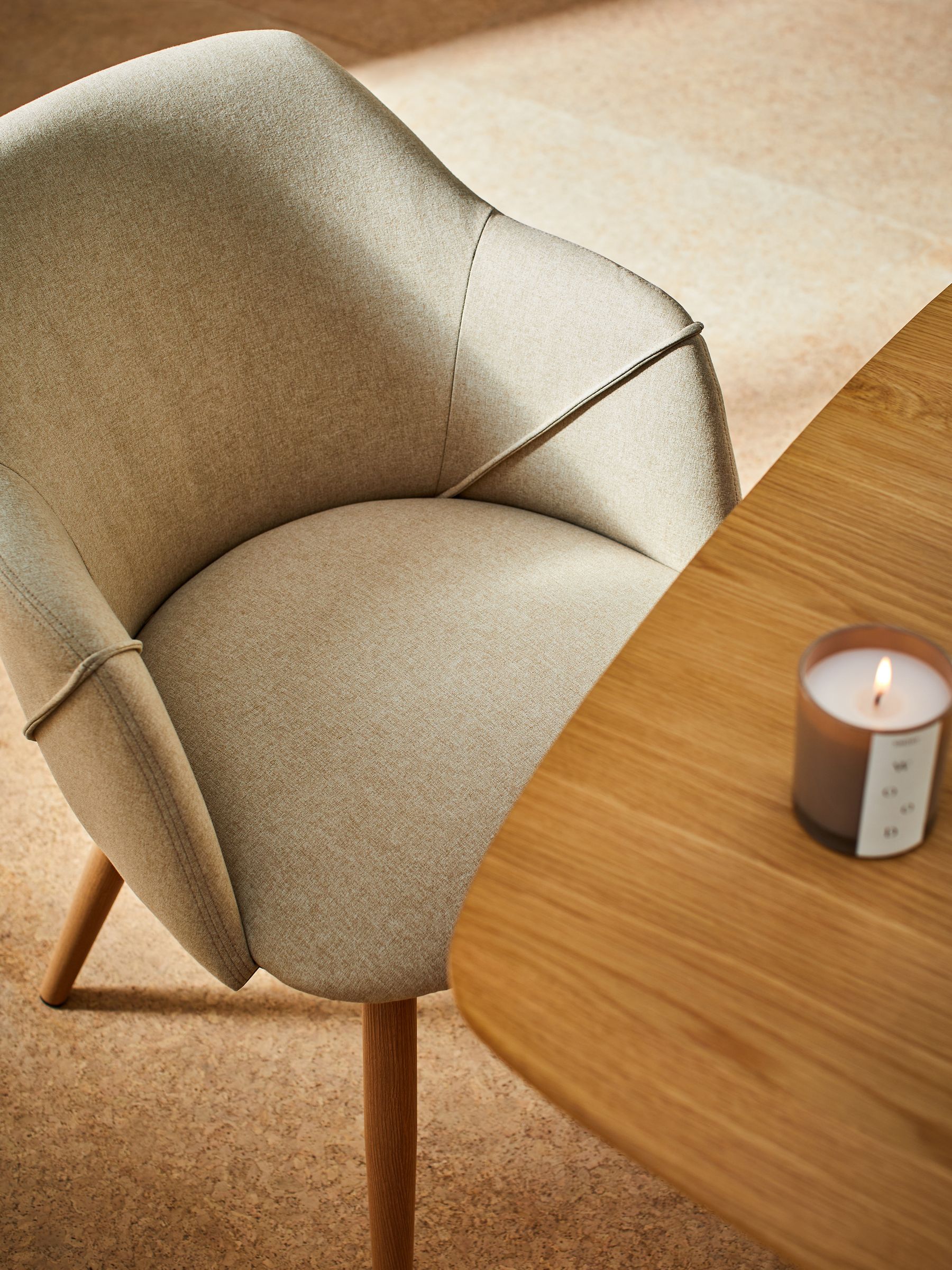 Set of 2 Lule Arm Dining Chairs in Ecru Marl and Oak Legs - Image 3 of 3