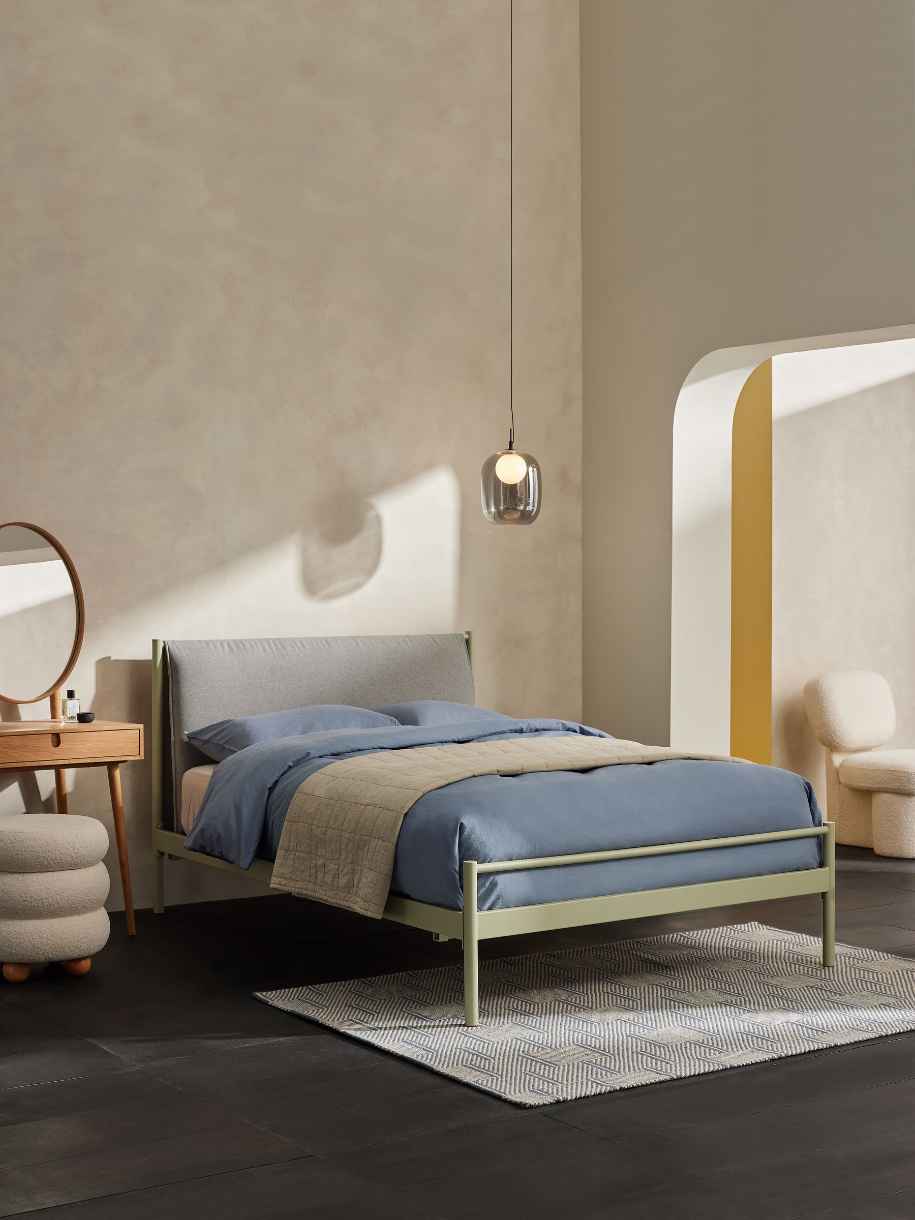 Carouso Bed in Grey - Image 1 of 4