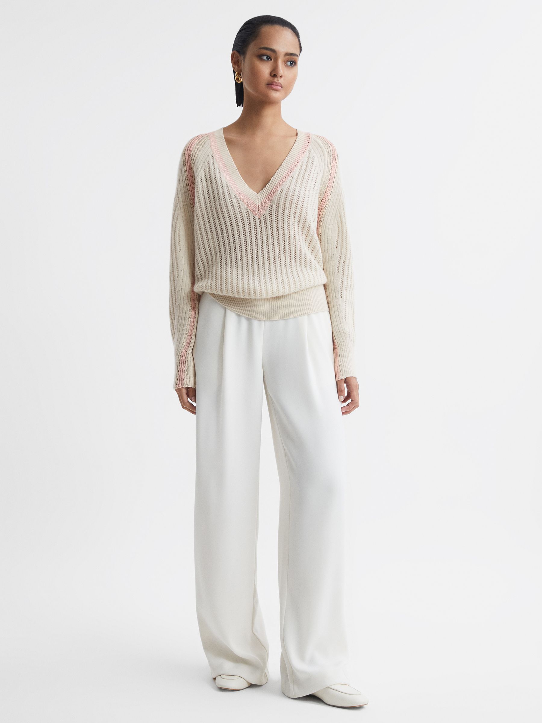 Wool Blend Knitted V-Neck Jumper in Cream/Nude - Image 3 of 5