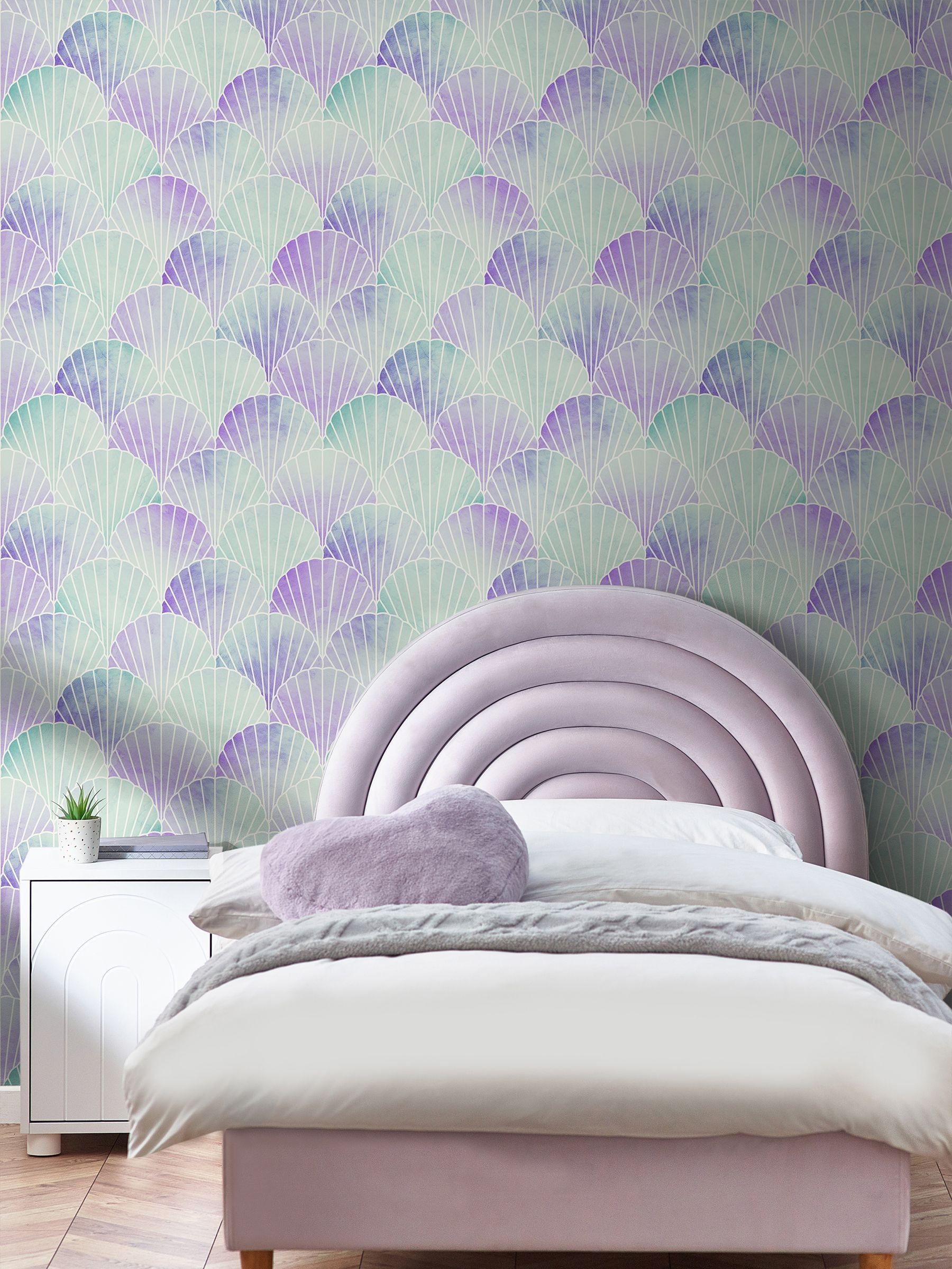 Next Mystic Purple Mermaid Shell 10M Wallpaper - Image 1 of 4