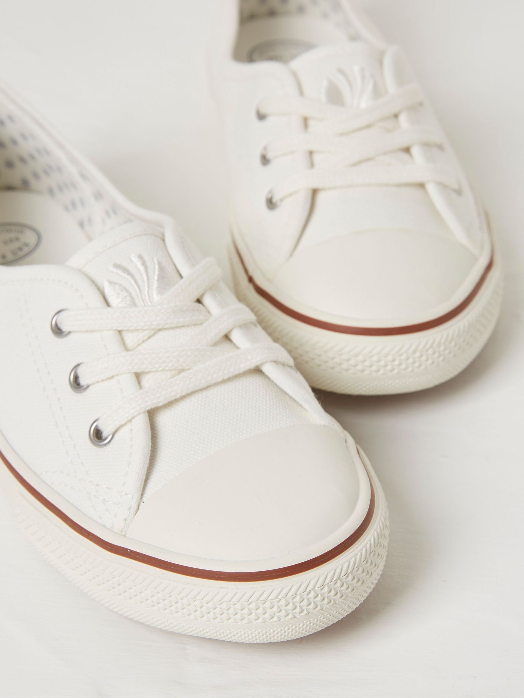 Suzie White Ballet Trainers - Image 3 of 3