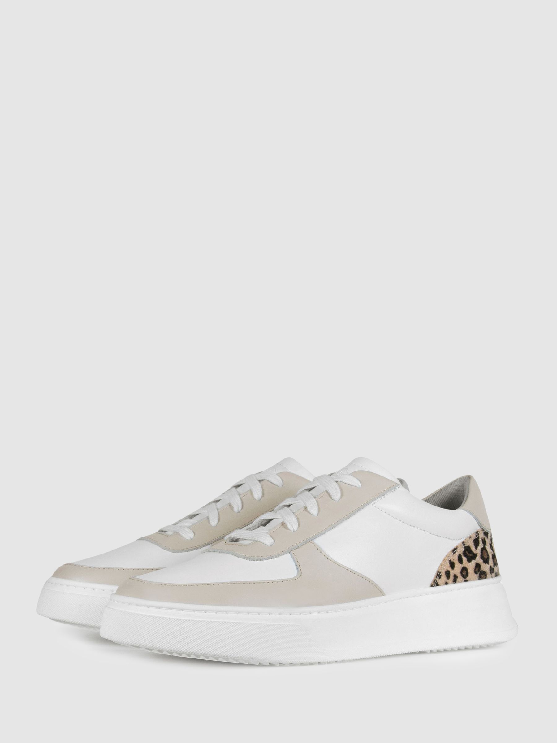 Unseen Footwear Leather Marais Trainers in Sand/White - Image 2 of 4