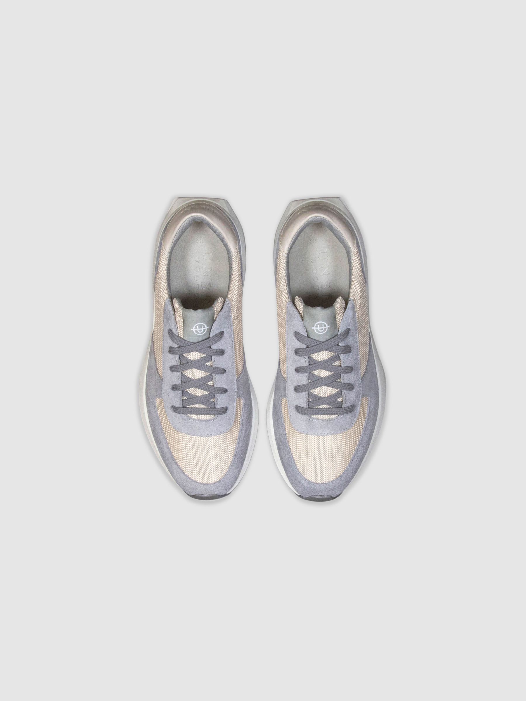 Unseen Footwear Suede Mesh Trinity Trainers in Grey/White - Image 3 of 4