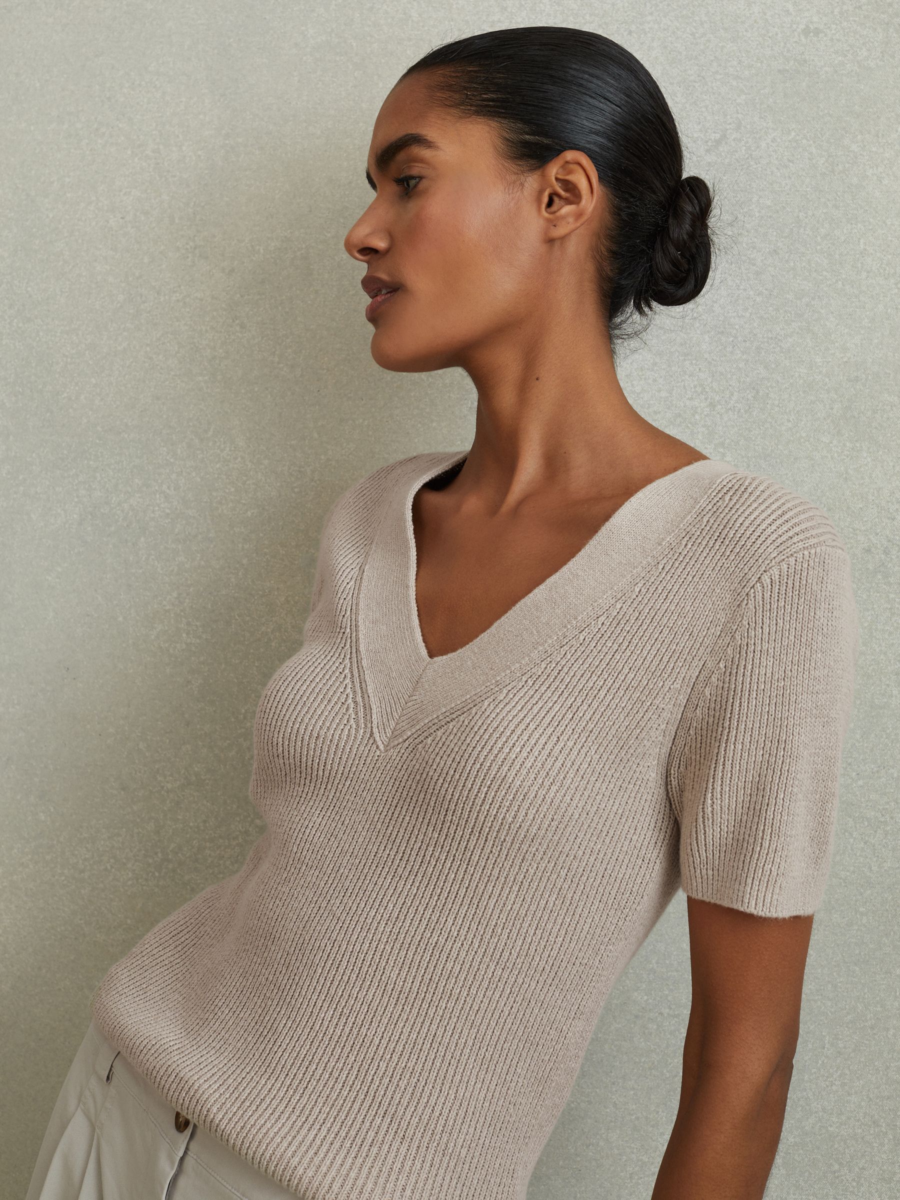 Cotton Blend Knitted V-Neck Top in Neutral - Image 4 of 7