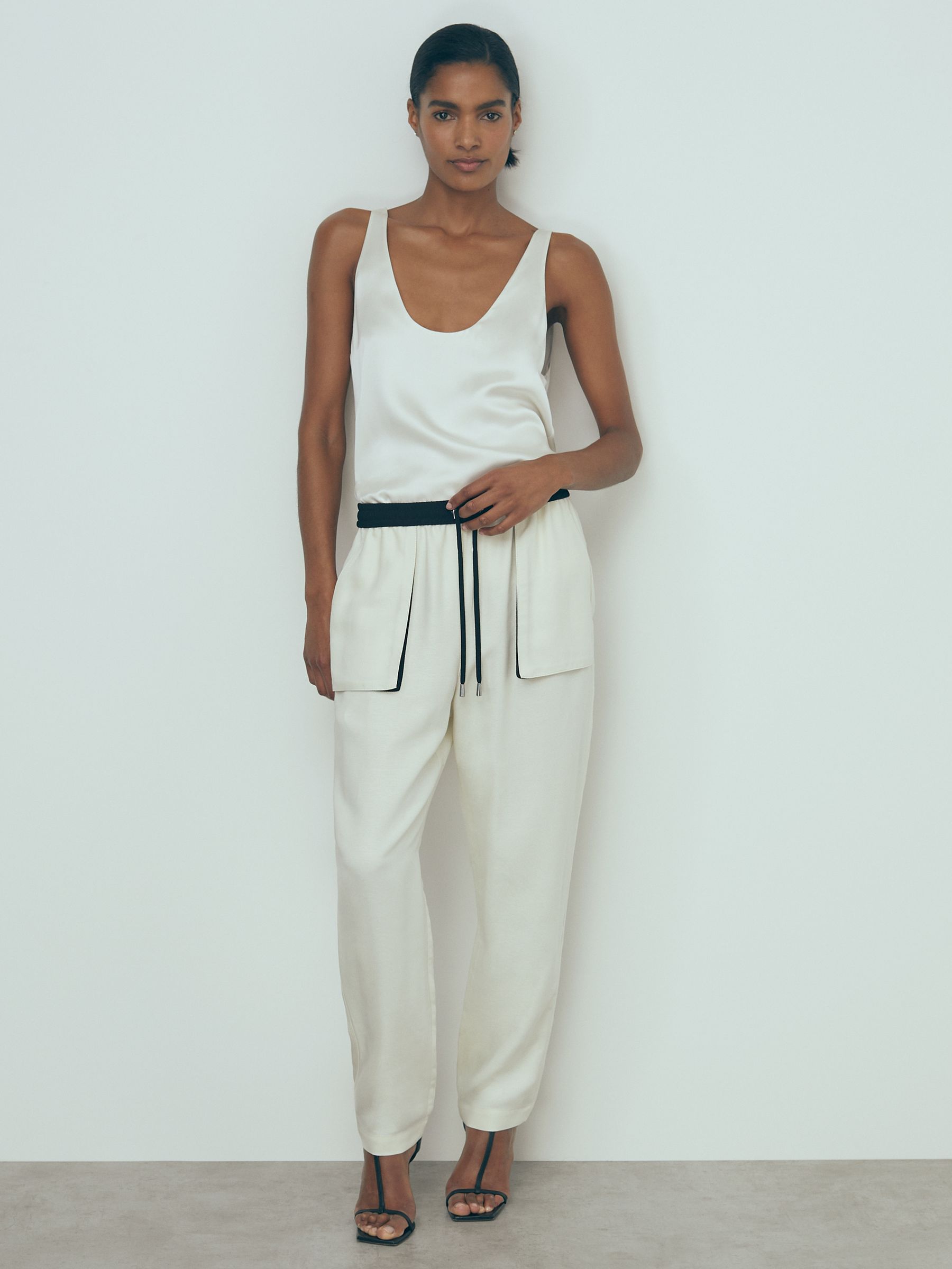 Atelier Relaxed Contrast Detail Cargo Trousers in Neutral - Image 1 of 6
