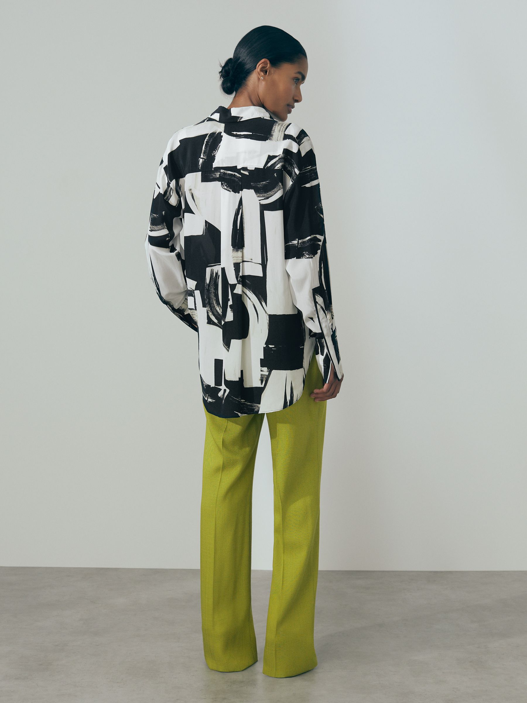 Atelier Italian Printed High-Low Shirt in White/Black - Image 3 of 5