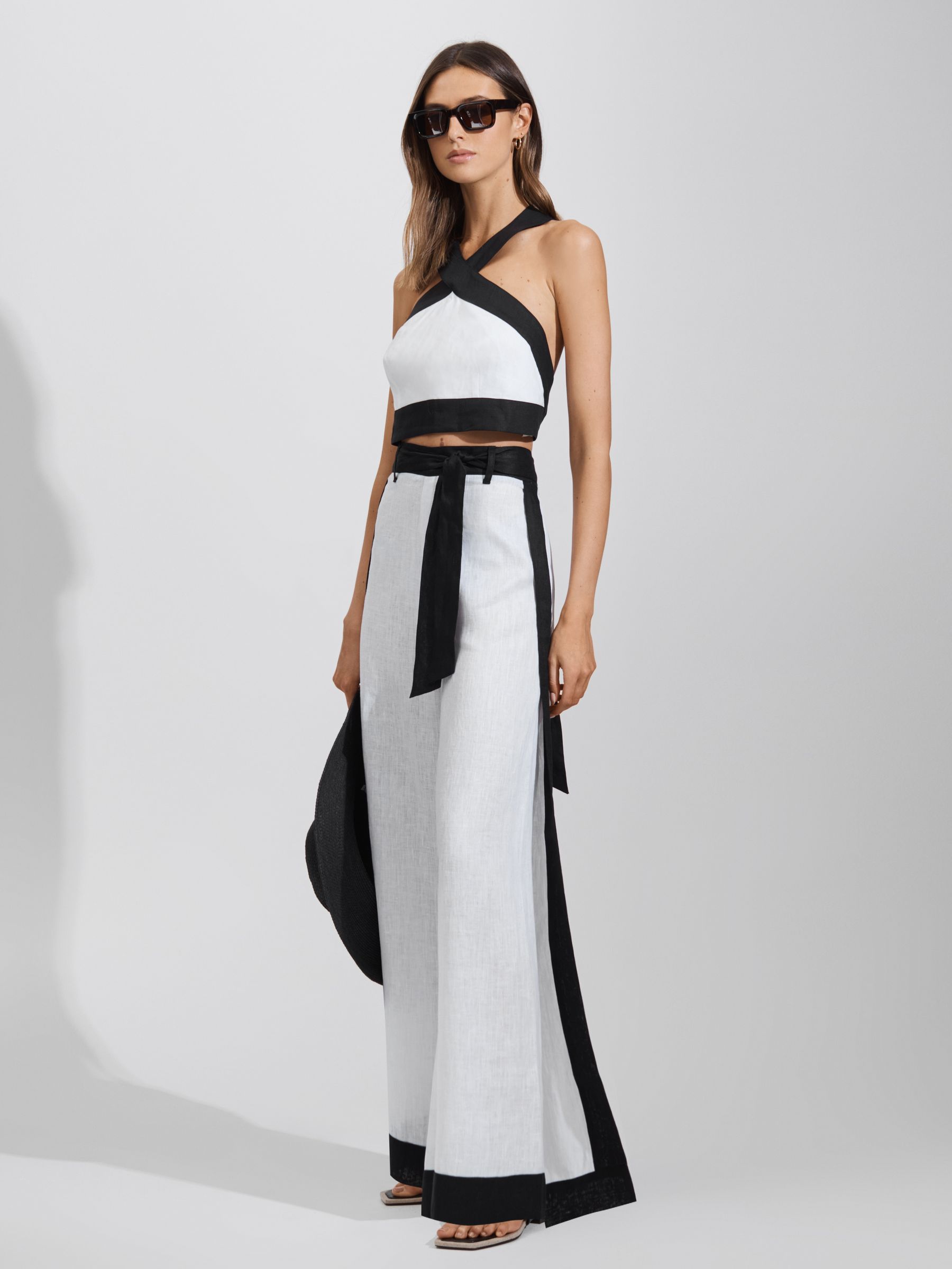 Linen Side Split Trousers in White/Navy - Image 3 of 6