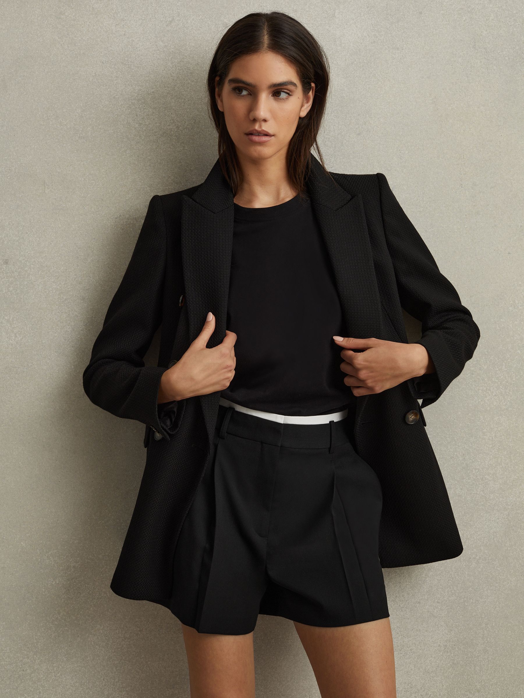 Tailored Wool Blend Contrast Trim Shorts in Black - Image 4 of 7