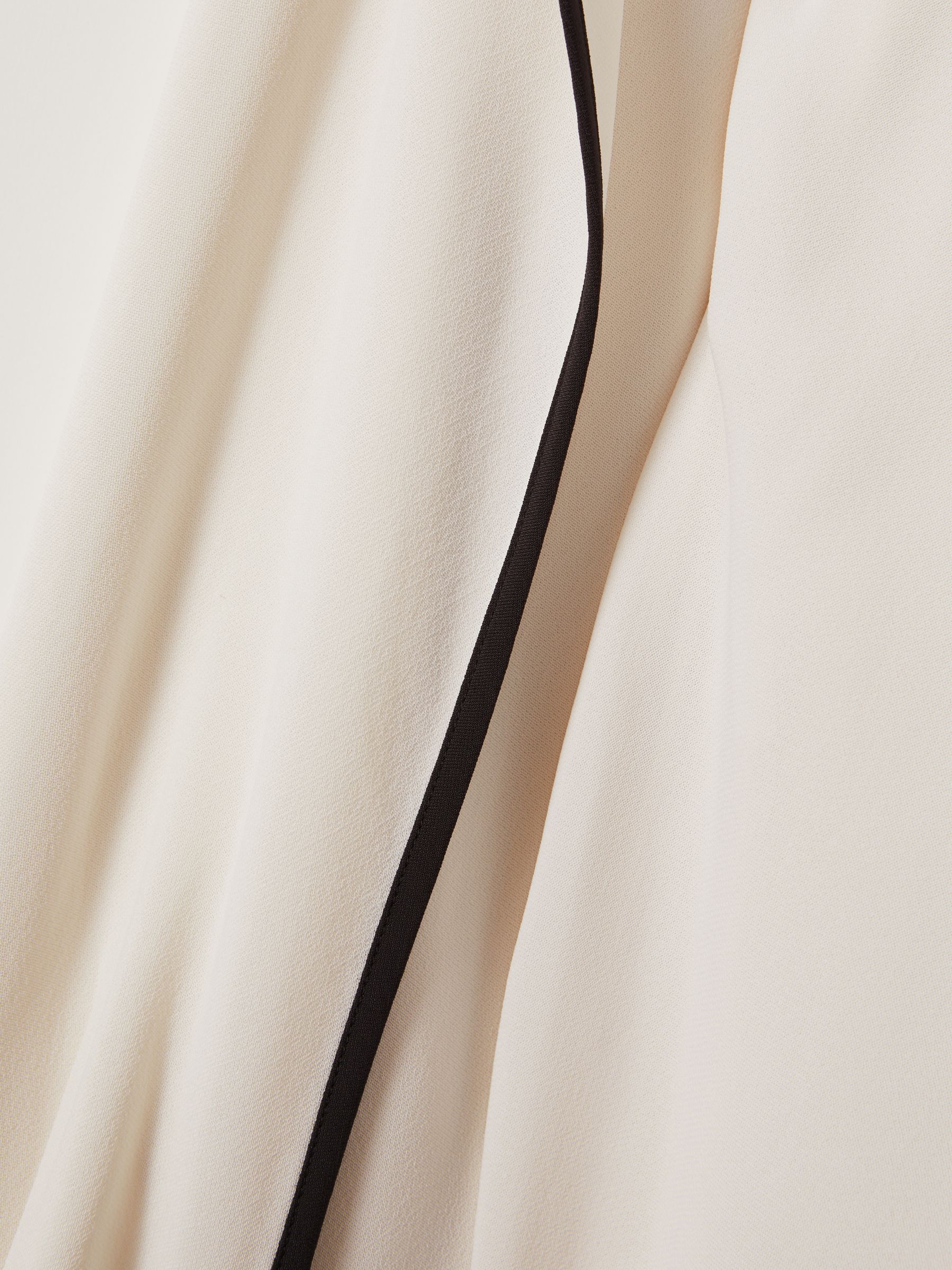 Ruffle Detail Cut Out Blouse in White - Image 6 of 6