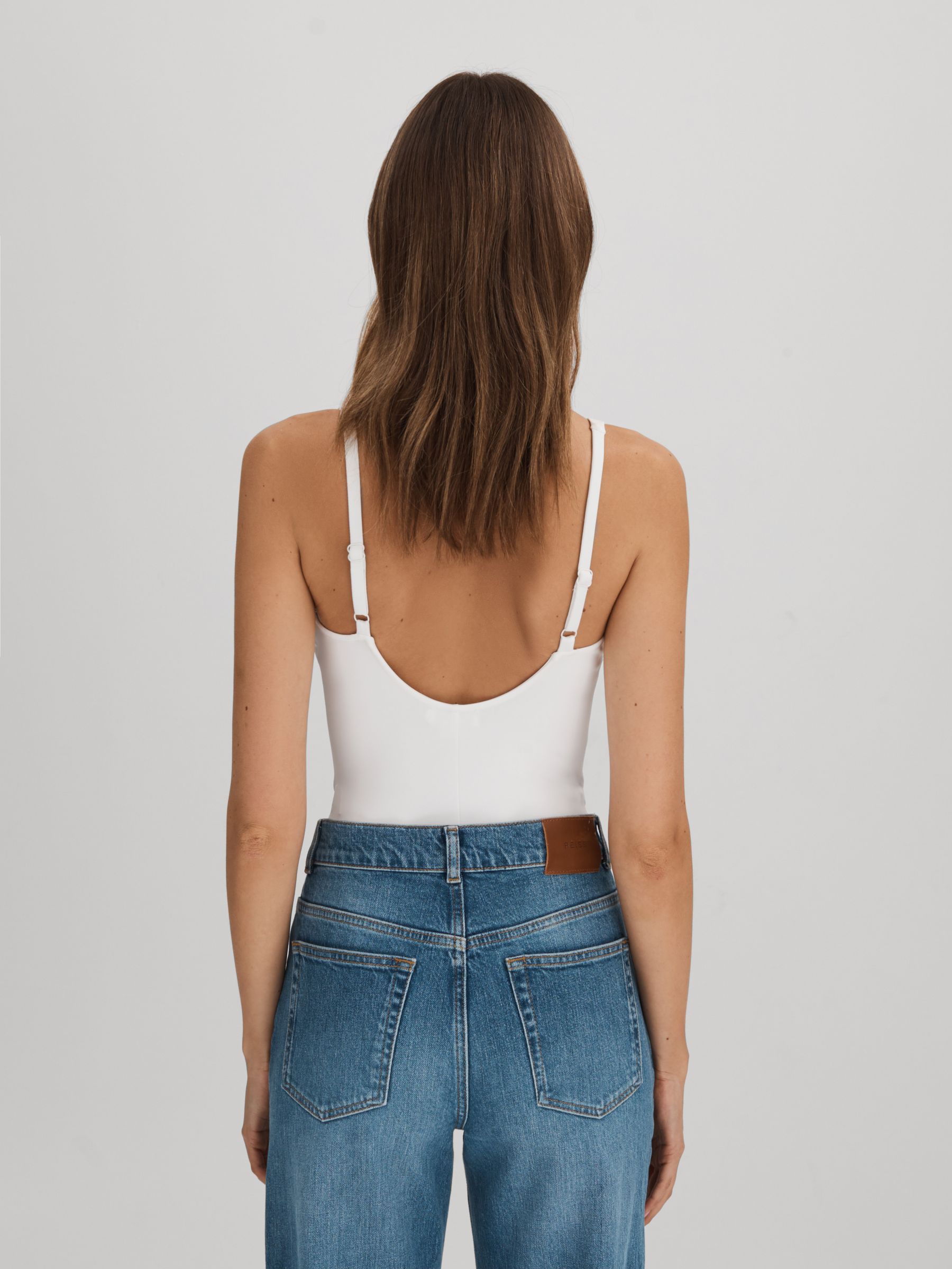 Good American Scuba V-Neck Bodysuit in White - Image 4 of 5