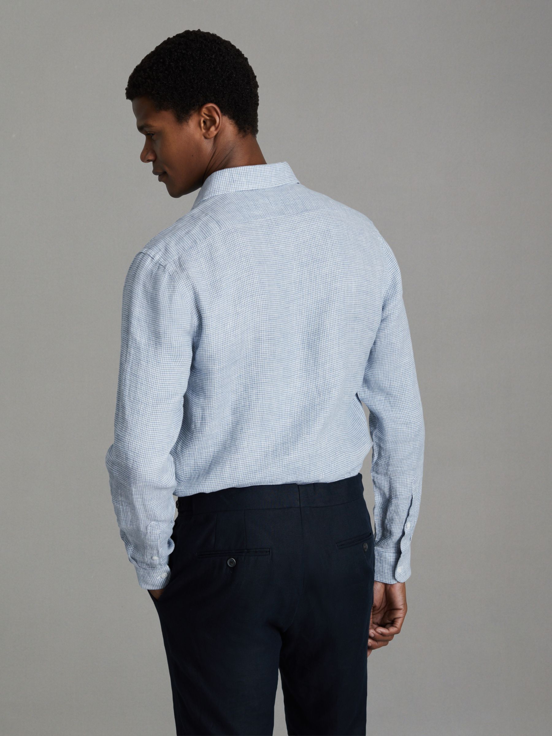 Linen Button-Through Shirt in Soft Blue Puppytooth - Image 5 of 6