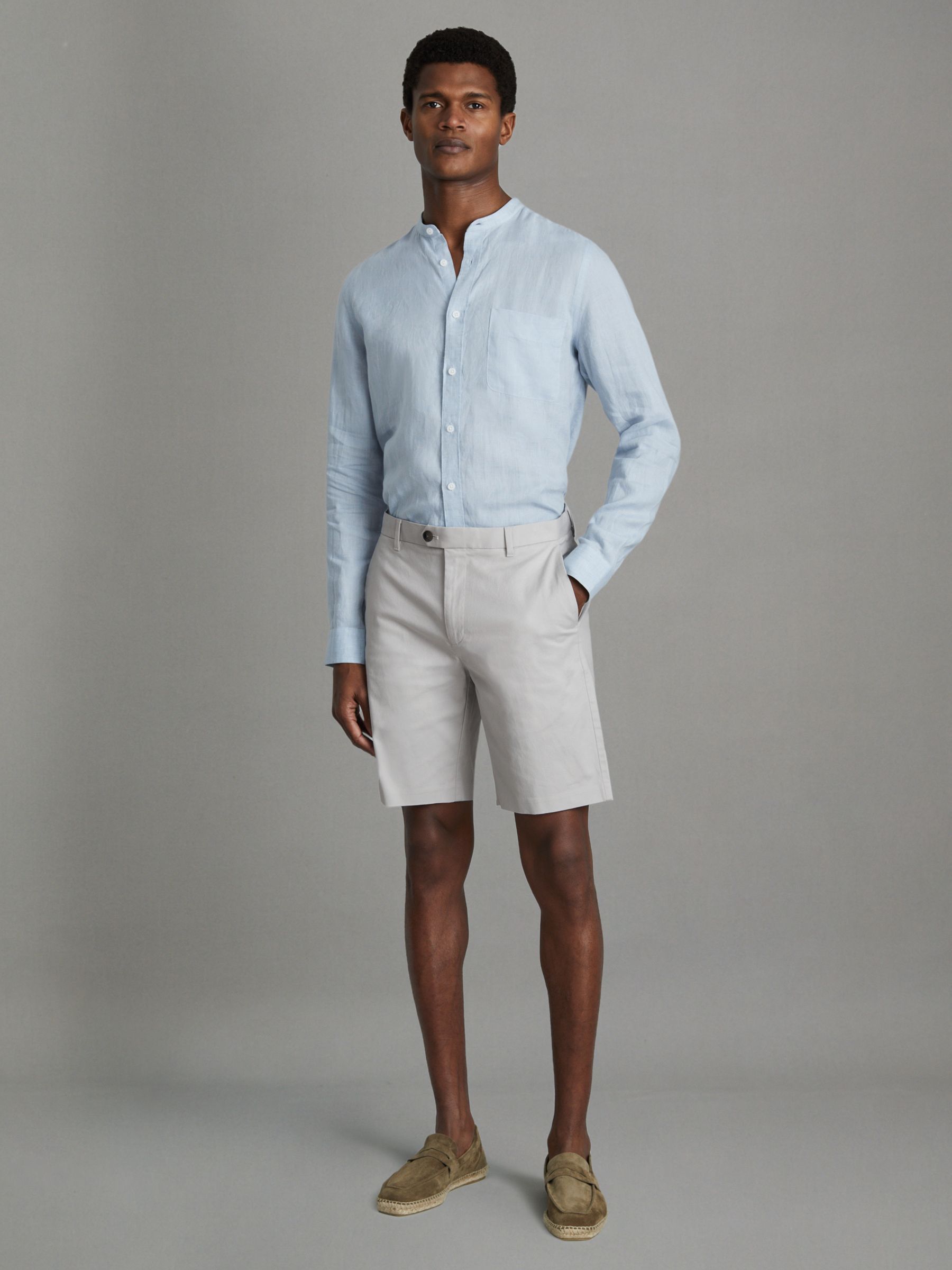 Modern Fit Cotton Blend Chino Shorts in Ice Grey - Image 3 of 6