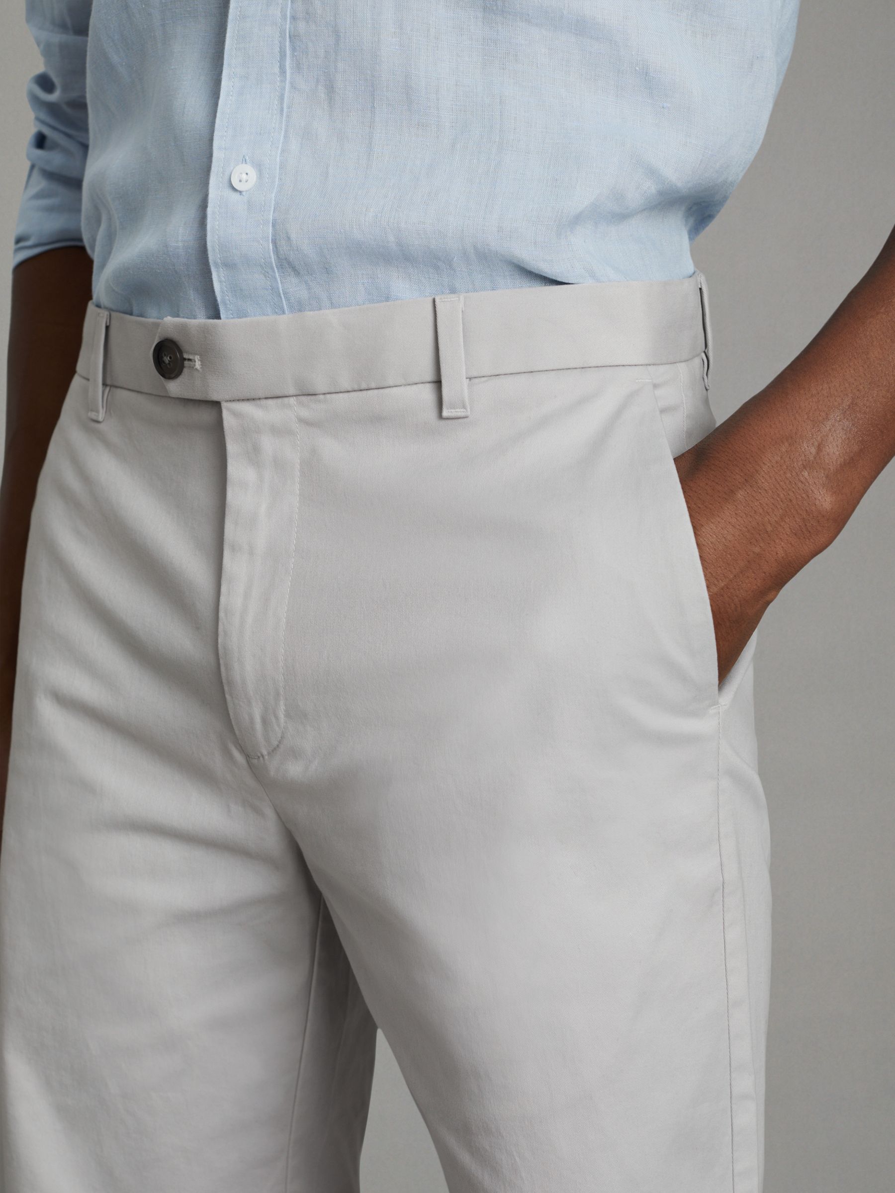 Modern Fit Cotton Blend Chino Shorts in Ice Grey - Image 4 of 6