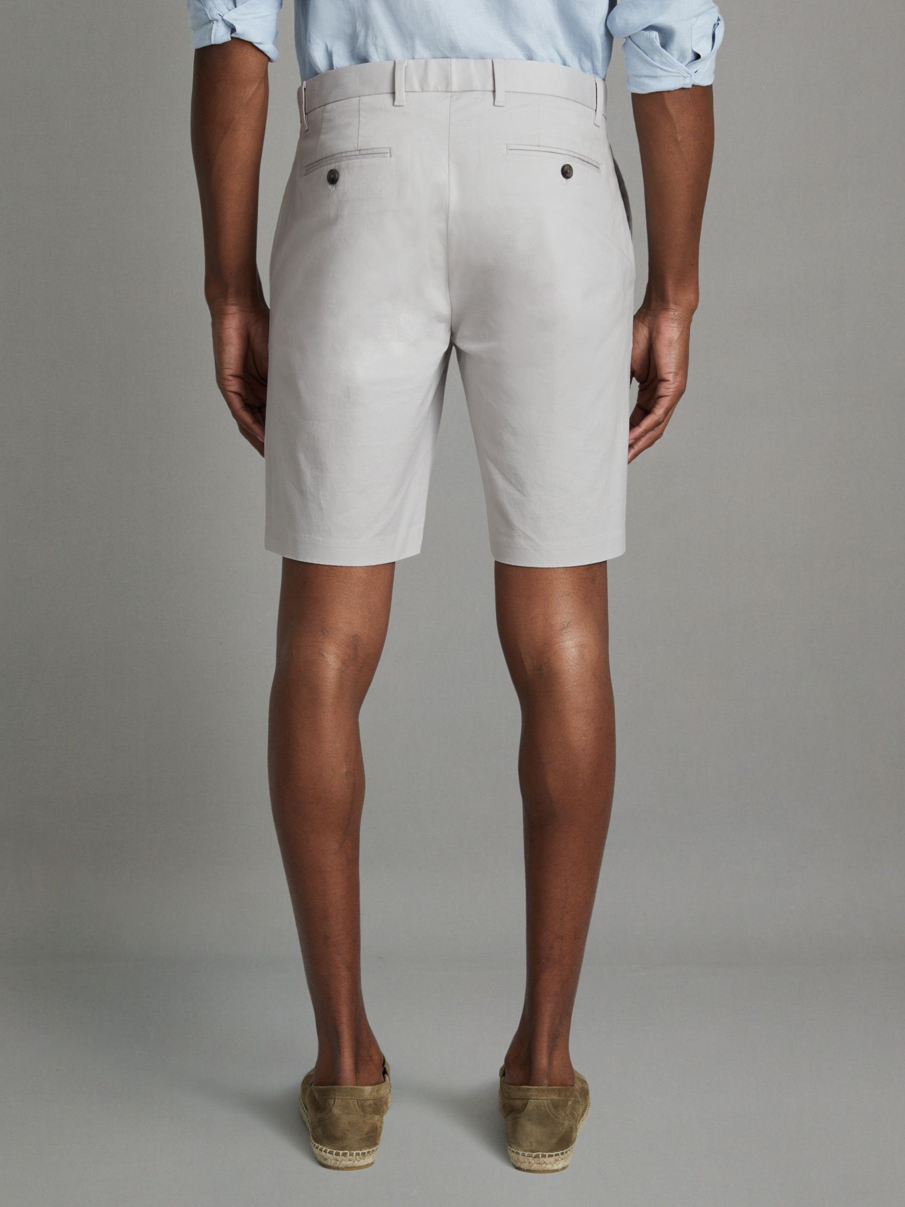 Modern Fit Cotton Blend Chino Shorts in Ice Grey - Image 5 of 6