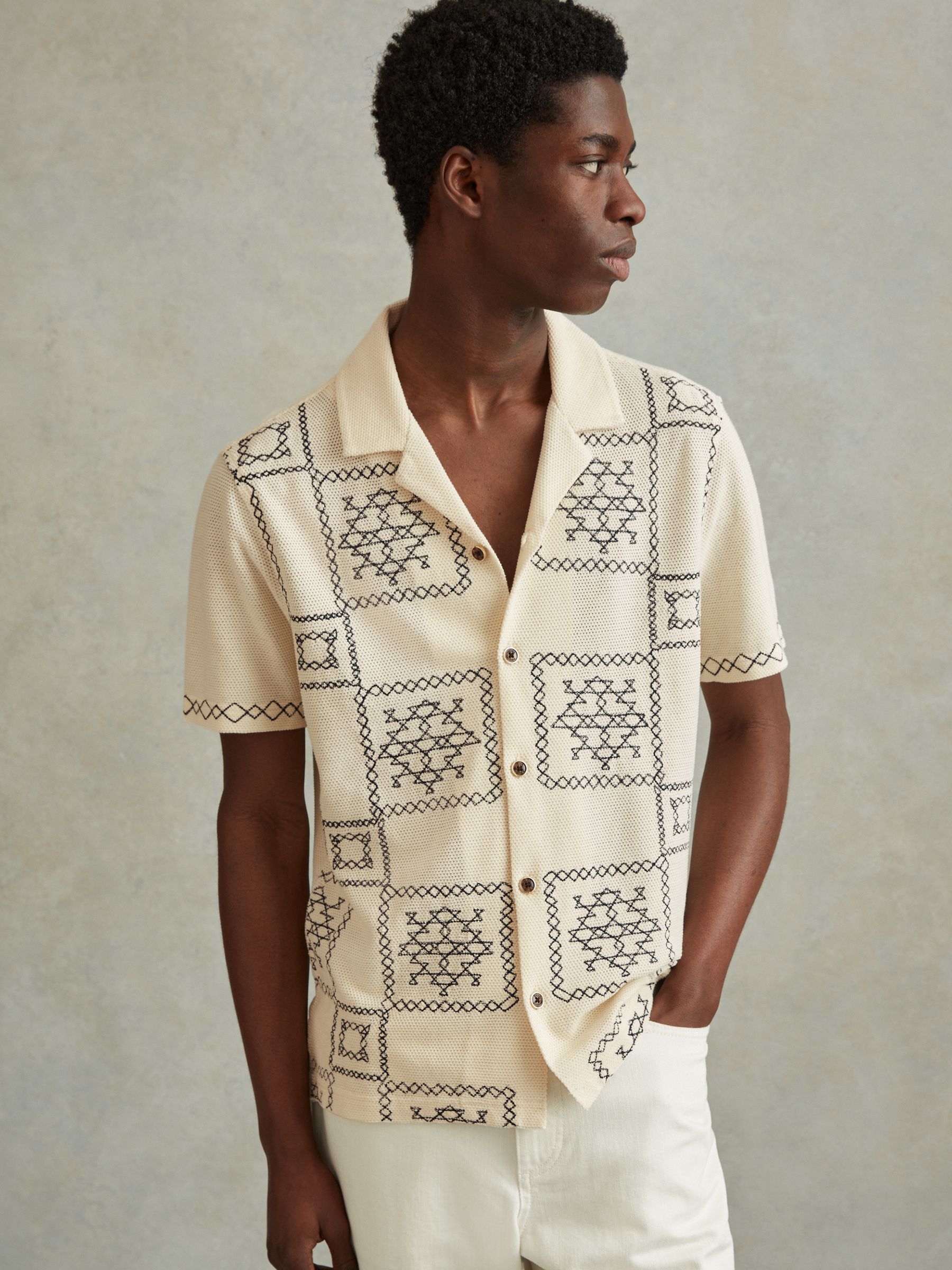 Textured Embroidered Cuban Collar Shirt in Ecru/Navy - Image 3 of 6