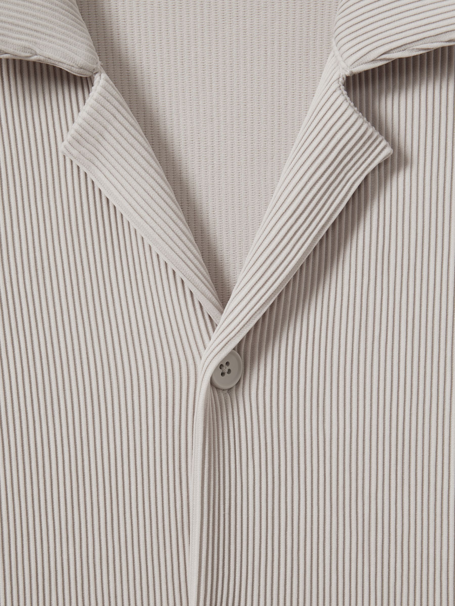 Ribbed Cuban Collar Shirt in Silver - Image 6 of 6