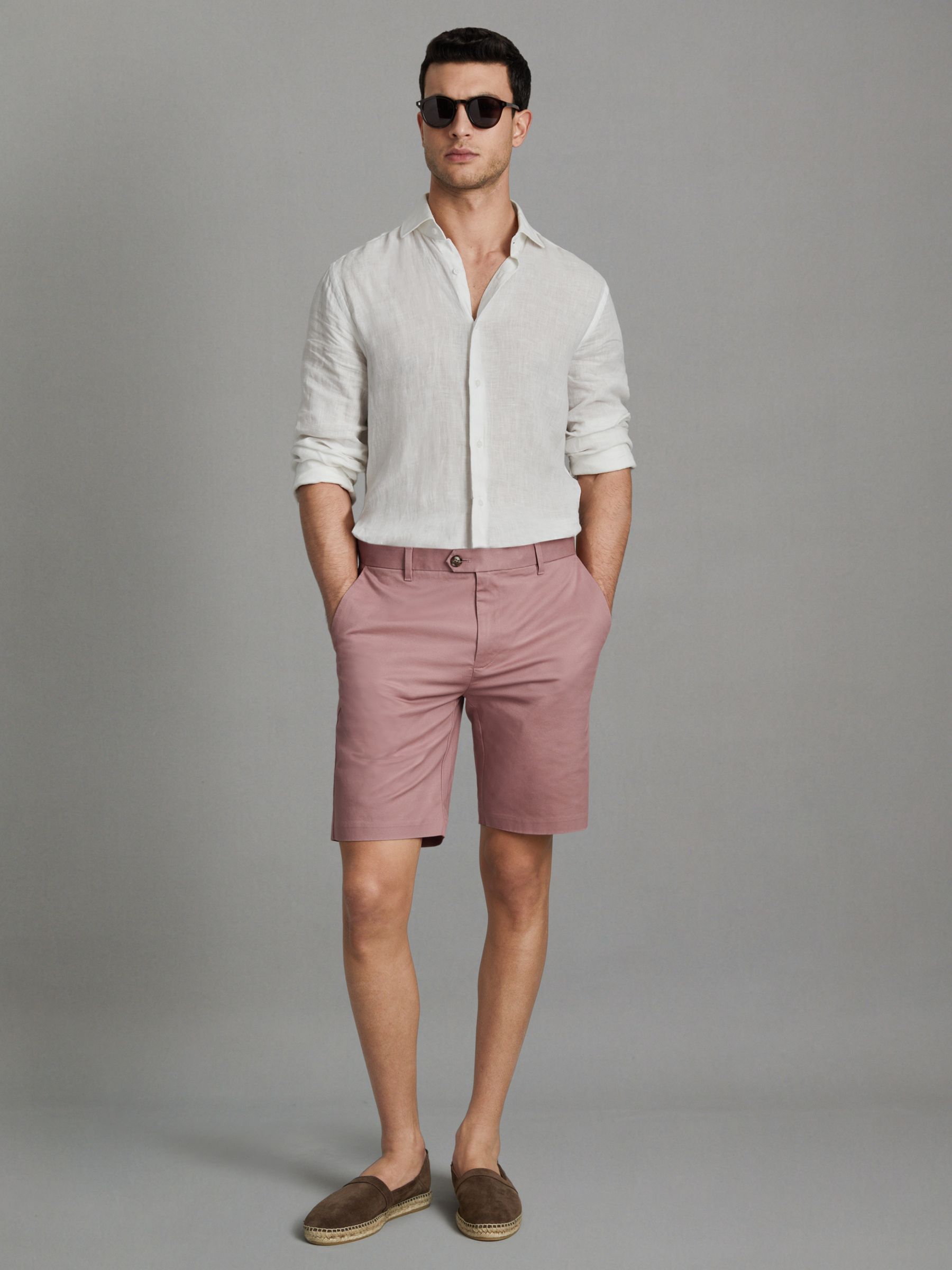 Modern Fit Cotton Blend Chino Shorts in Dusty Pink - Image 3 of 7