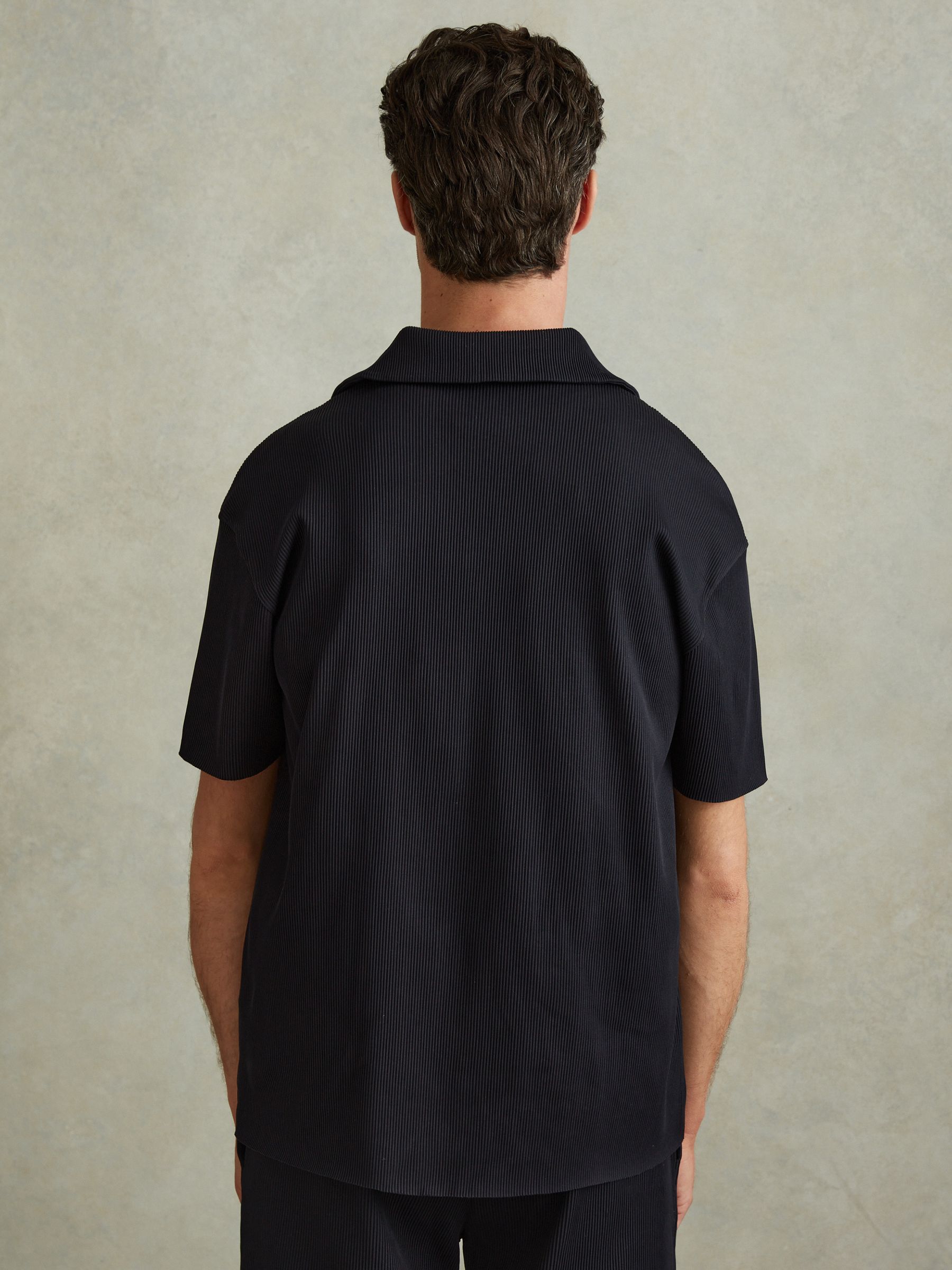 Ribbed Cuban Collar Shirt in Navy - Image 4 of 5