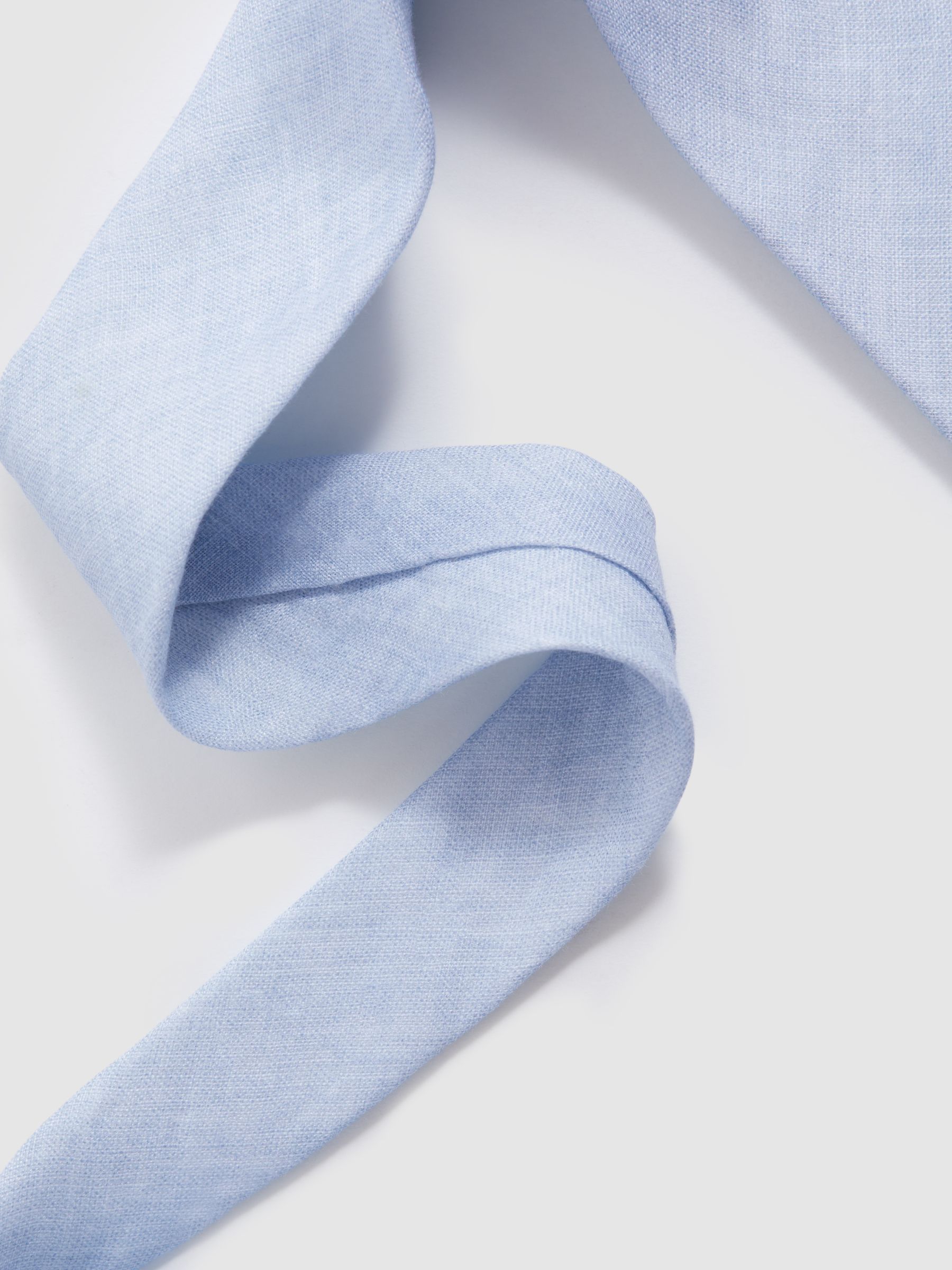 Linen Tie in Sky Blue Melange - Image 3 of 5