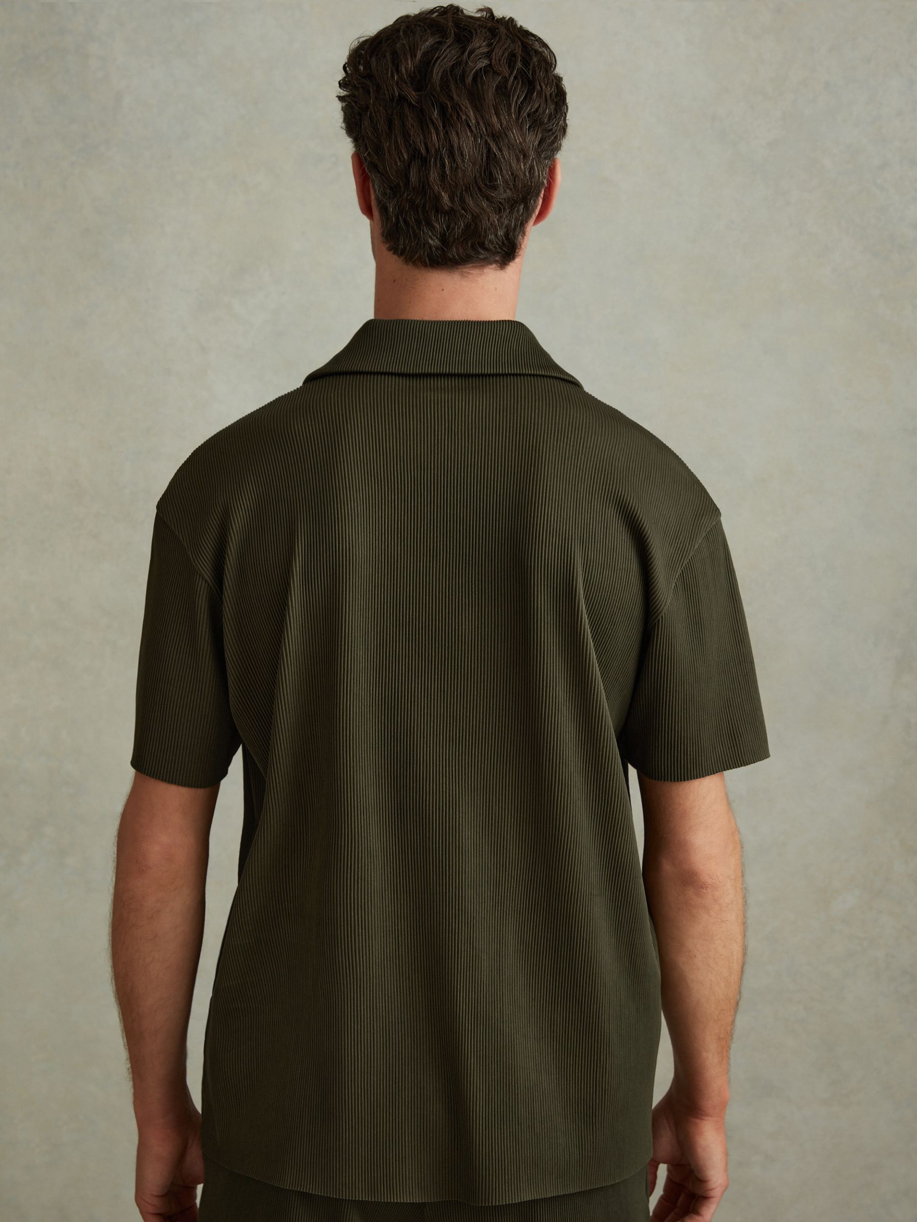 Ribbed Cuban Collar Shirt in Green - Image 4 of 5