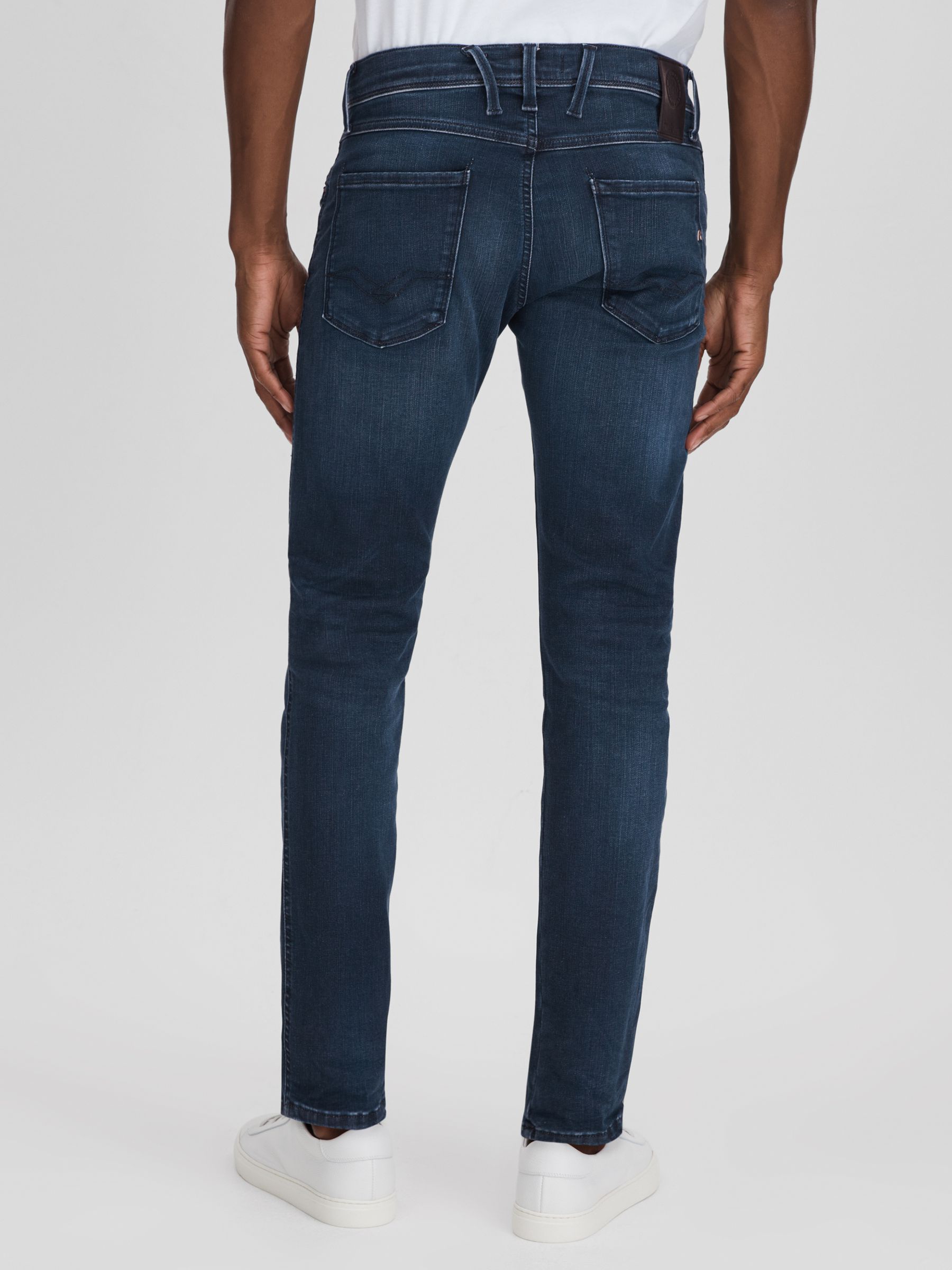 Slim Fit Washed Jeans in Dark Blue - Image 4 of 6