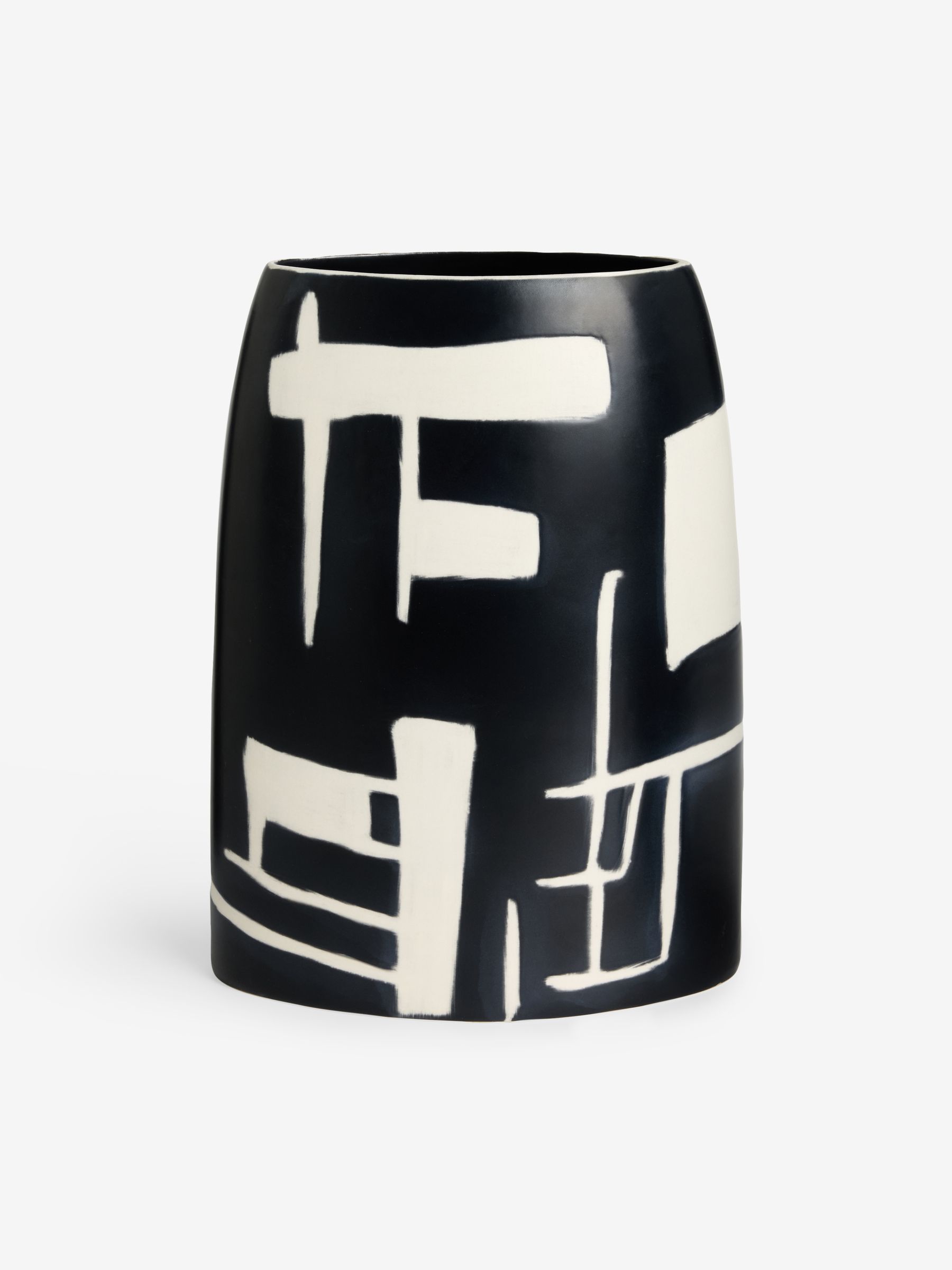Kian Hand Painted Vase in Monochrome - Image 4 of 4