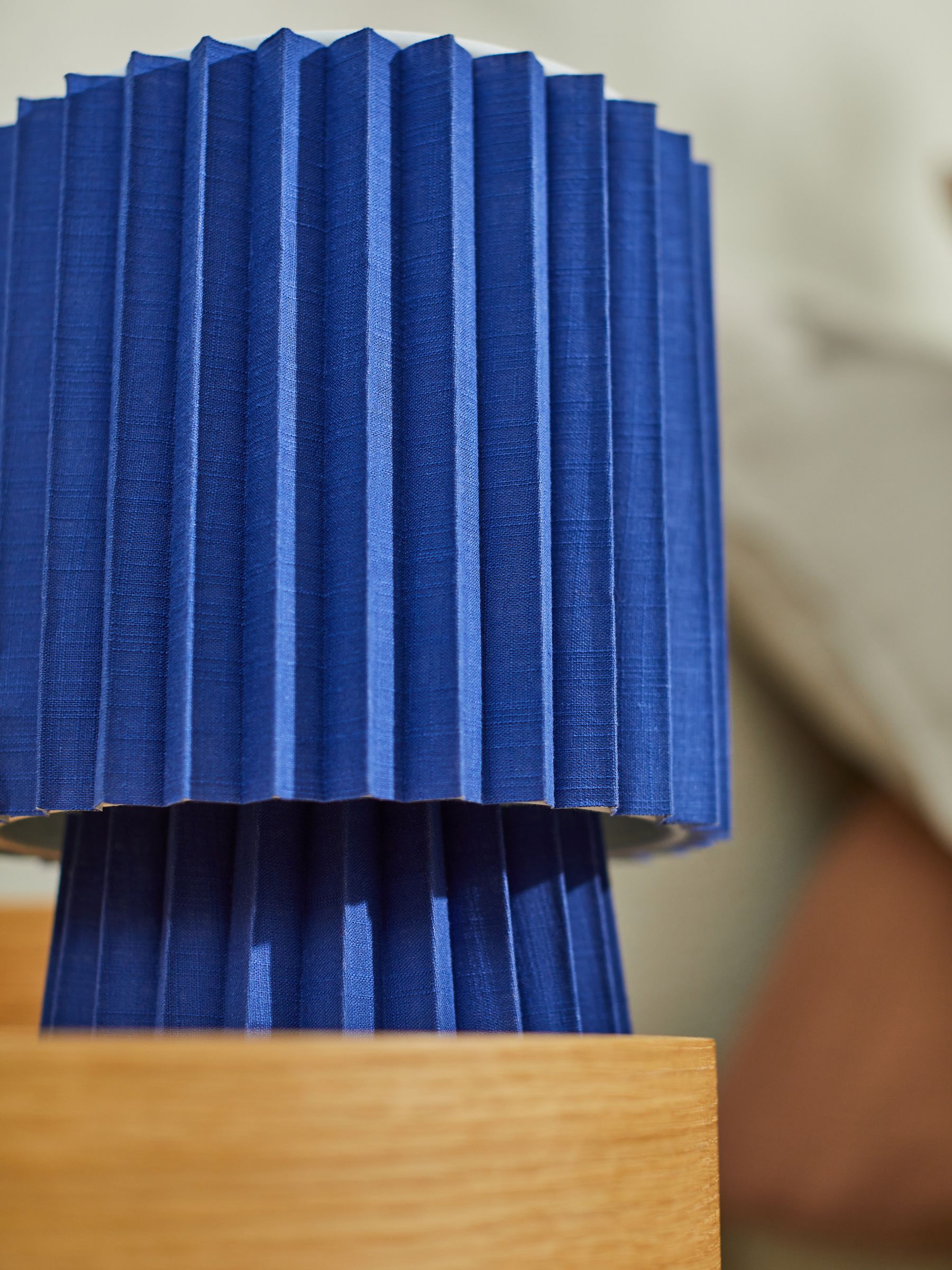 Small Reva Table Light in Blue - Image 4 of 7