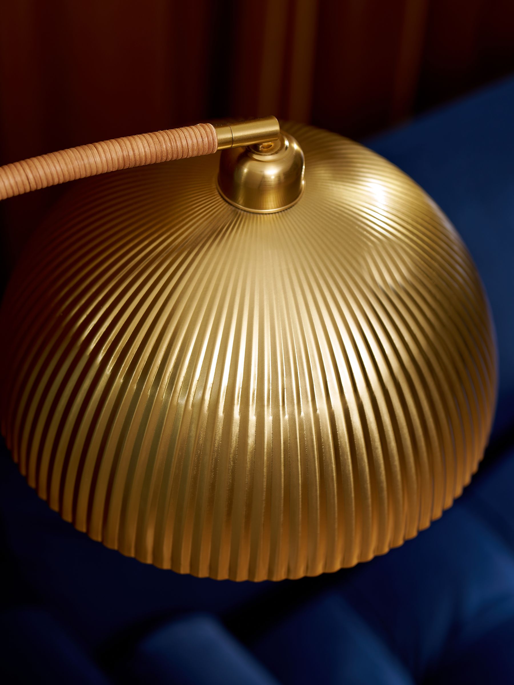 Shell Floor Lamp in Gold/Bamboo - Image 6 of 9
