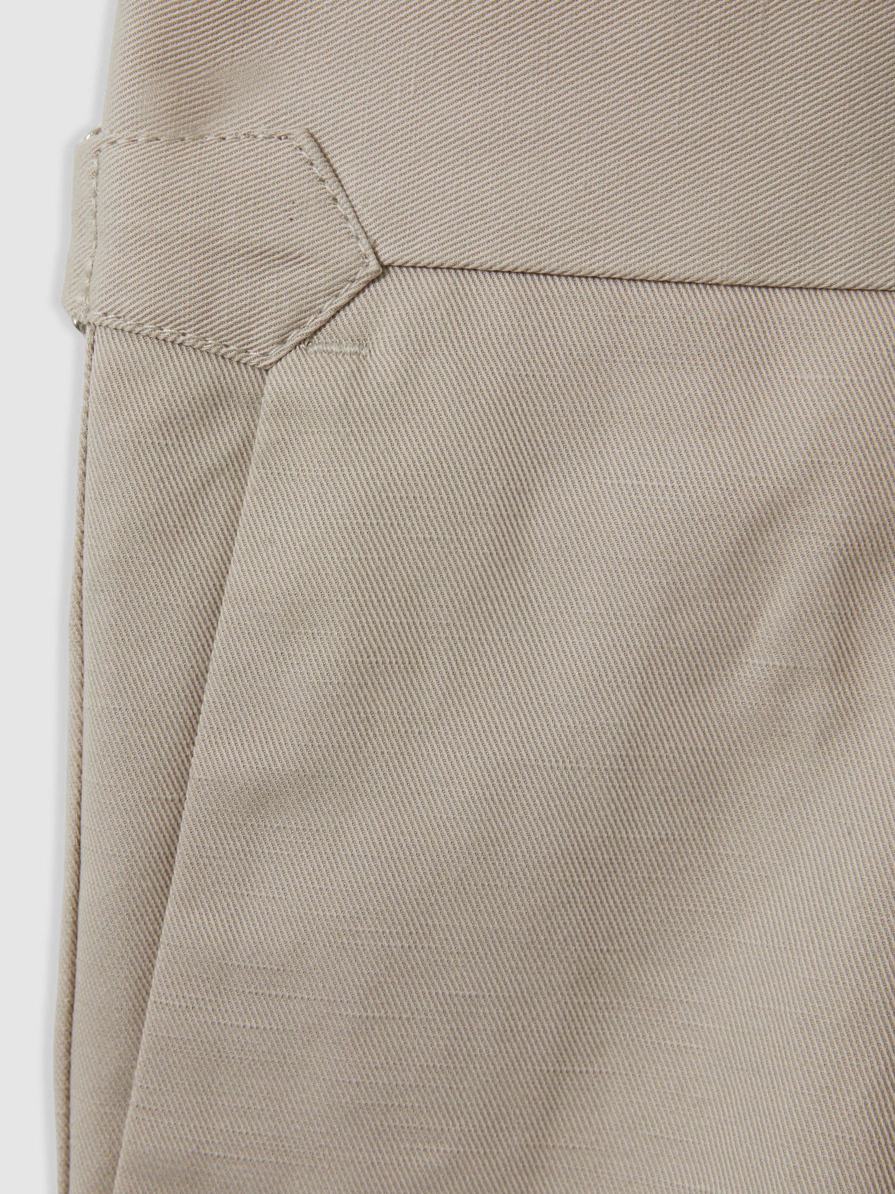 Cotton/Linen Blend Adjuster Shorts in Stone - Image 5 of 5