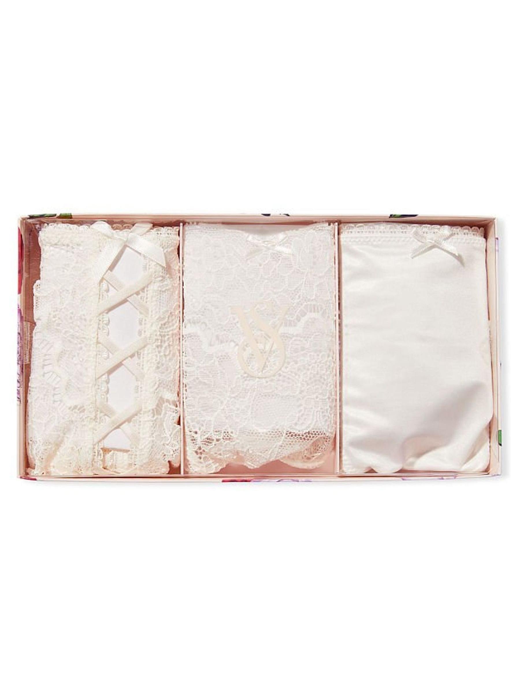 White Lace Bridal Knickers 3 Pack - Image 2 of 2