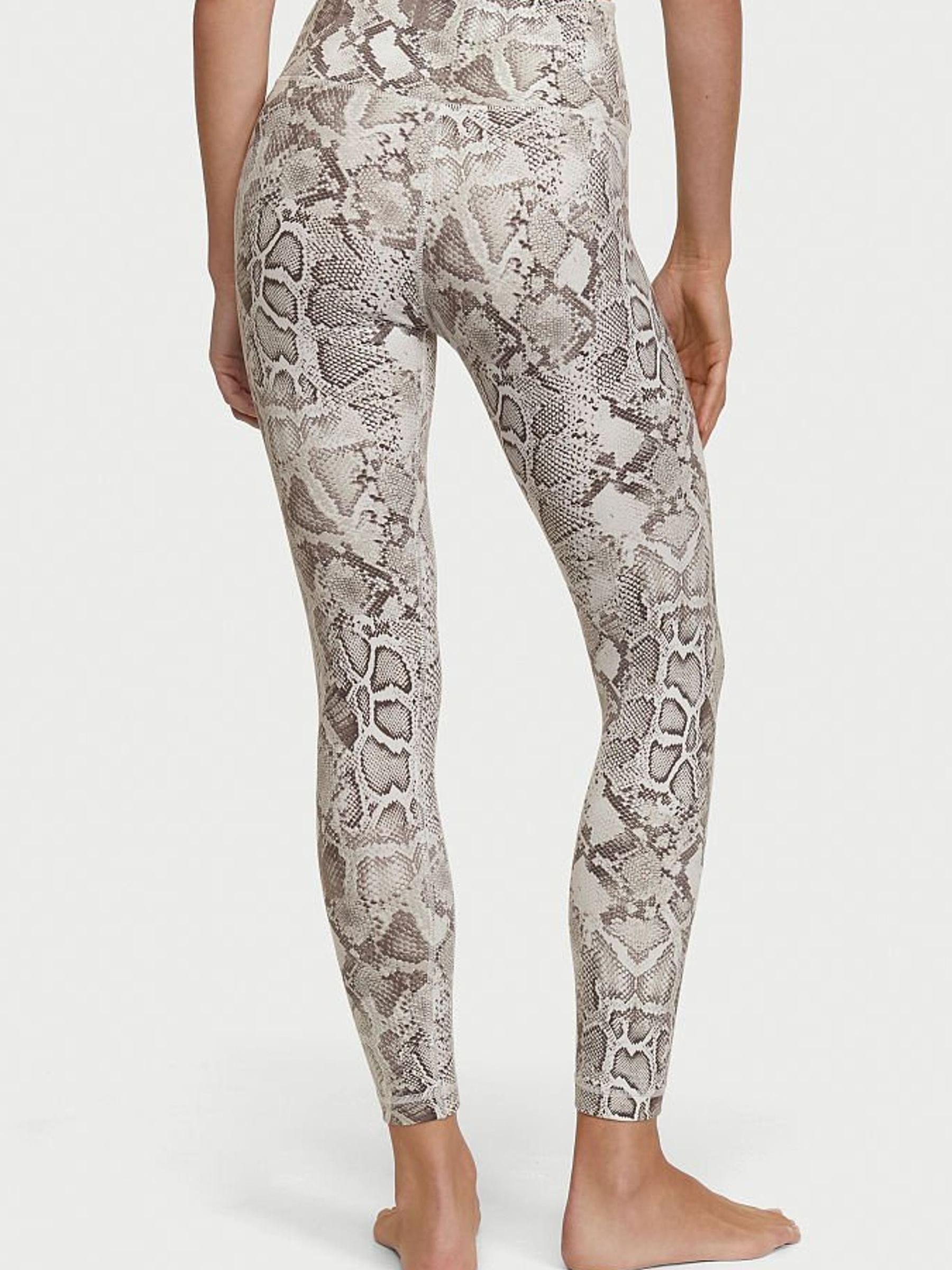 Natural Lizard Live On Point Crossover Legging - Image 3 of 4
