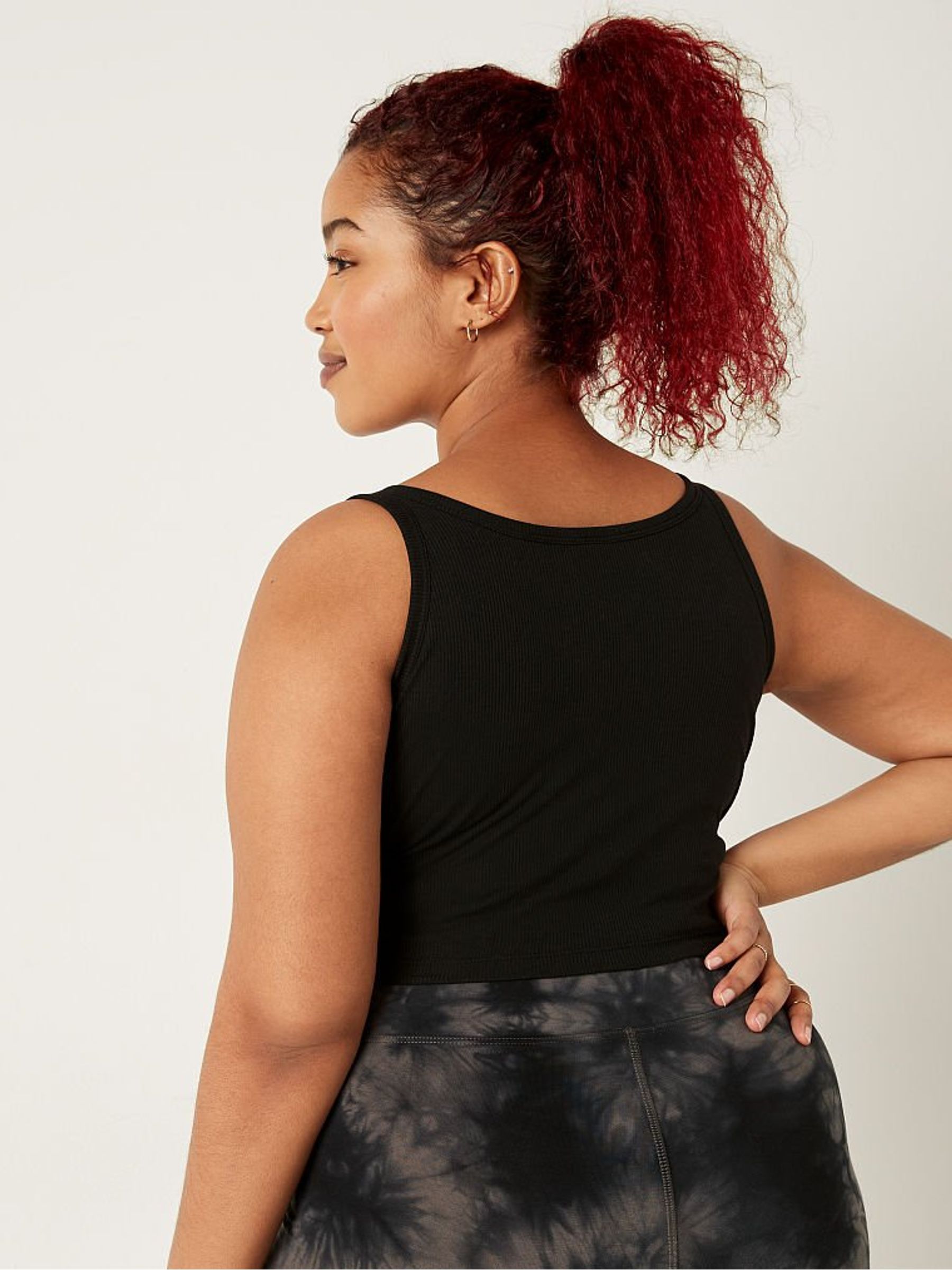 Pure Black Crop Ribbed Tank Top - Image 2 of 4