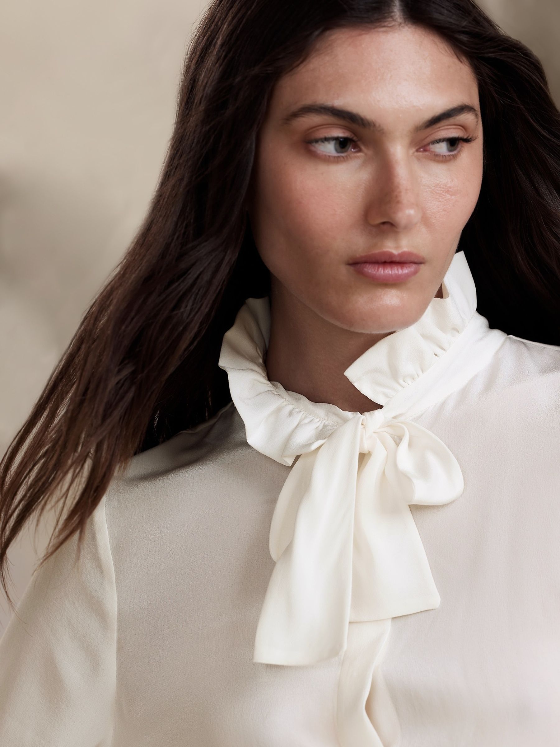 Banana Republic White Yadra Silk Blouse - Image 3 of 4