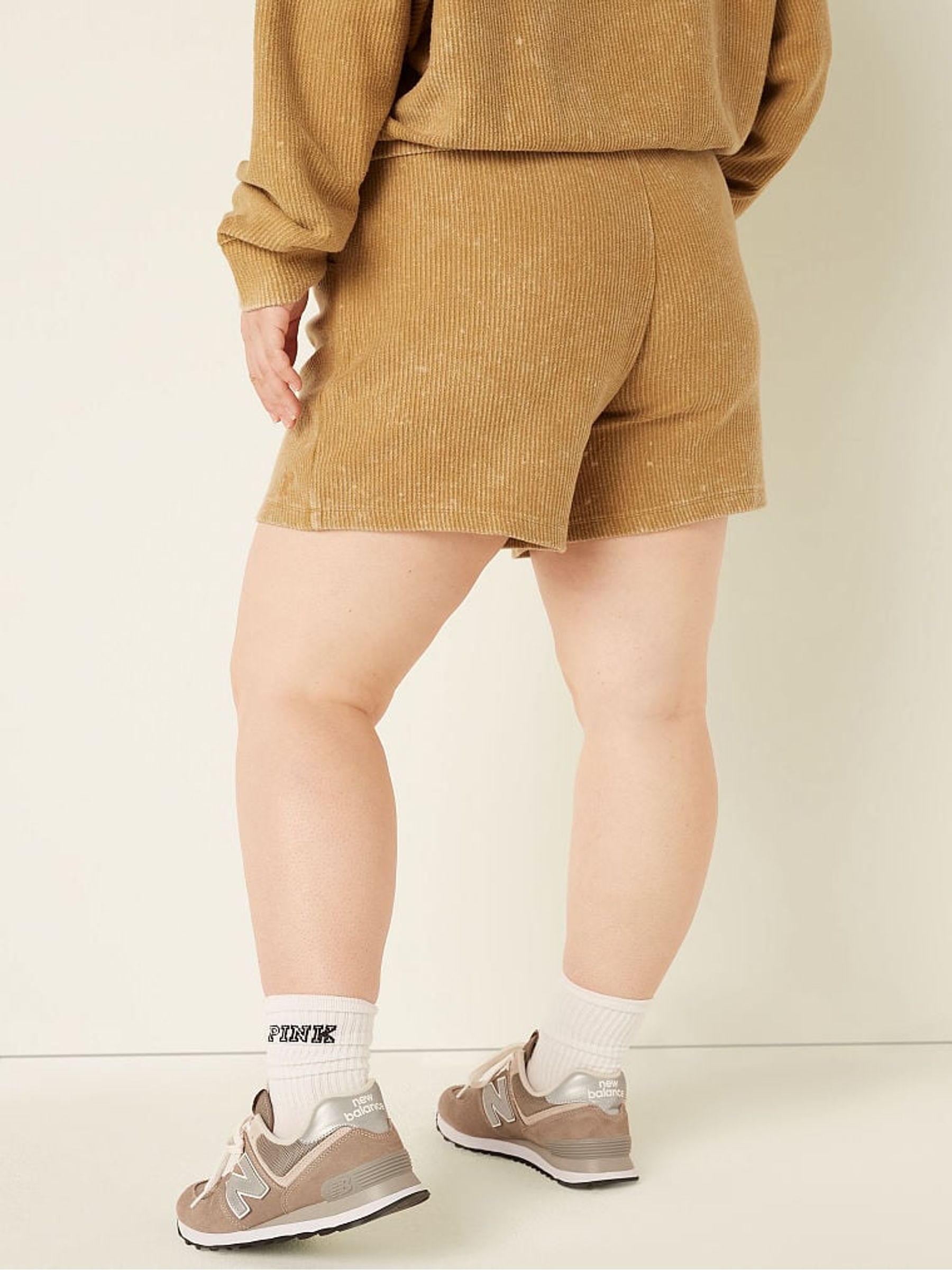 Warm Brown Heavyweight Rib Dad Short - Image 2 of 4 Warm Brown Heavyweight Rib Dad Short - Image 2 of 4