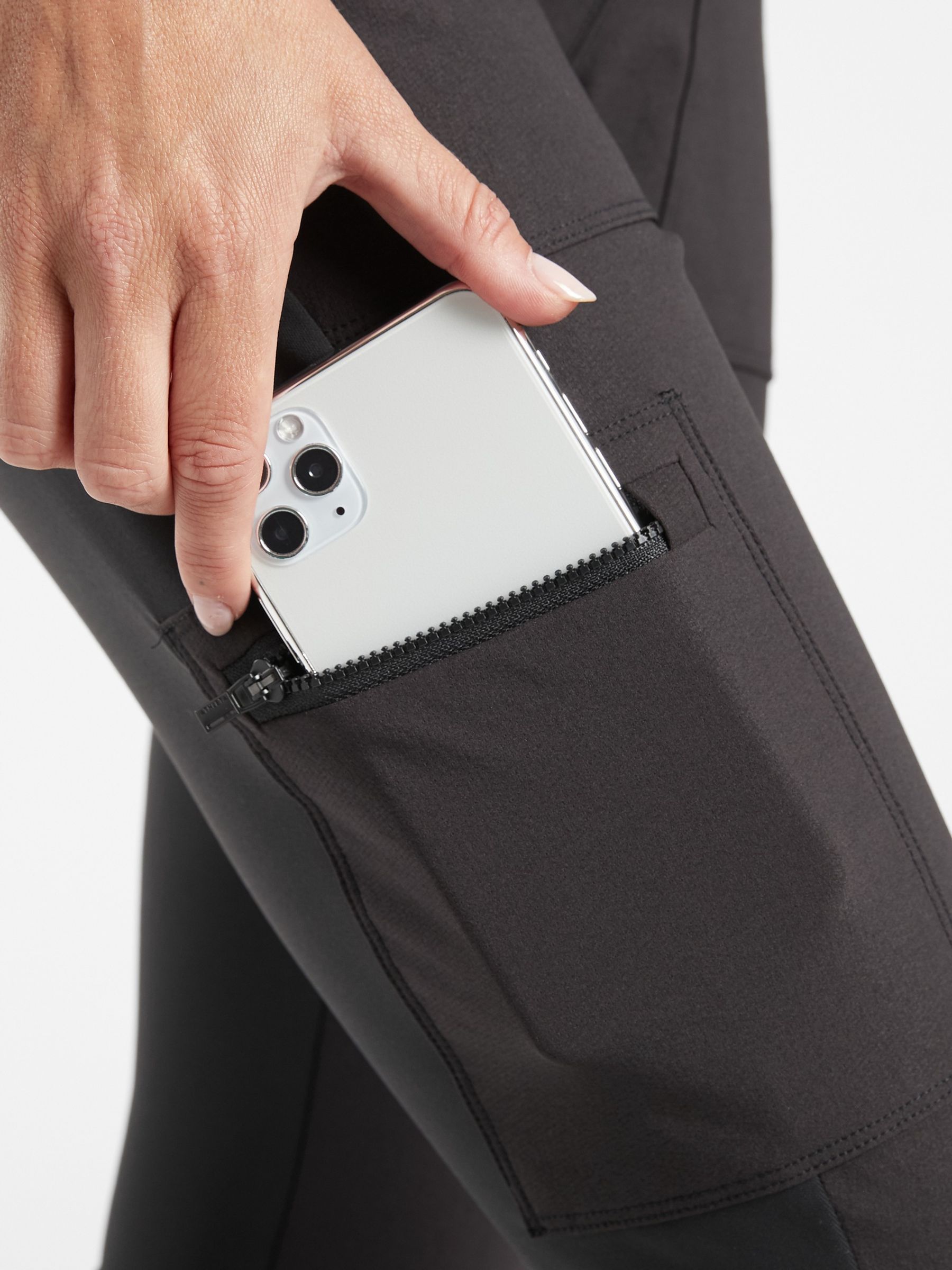 Athleta Black Headlands Hybrid Cargo Six Pocket Leggings - Image 4 of 6