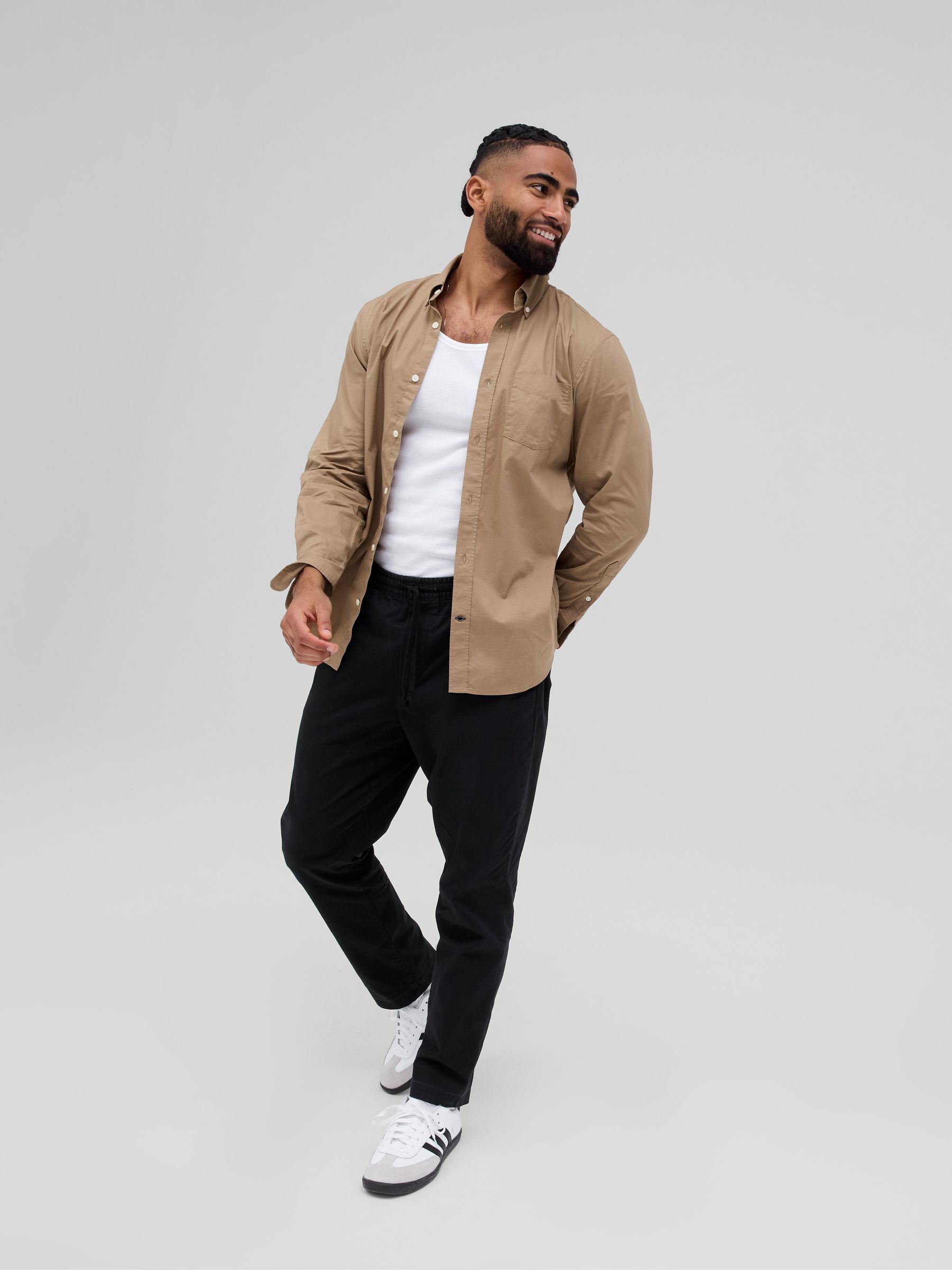 Camel Stretch Poplin Shirt in Slim Fit - Image 2 of 3