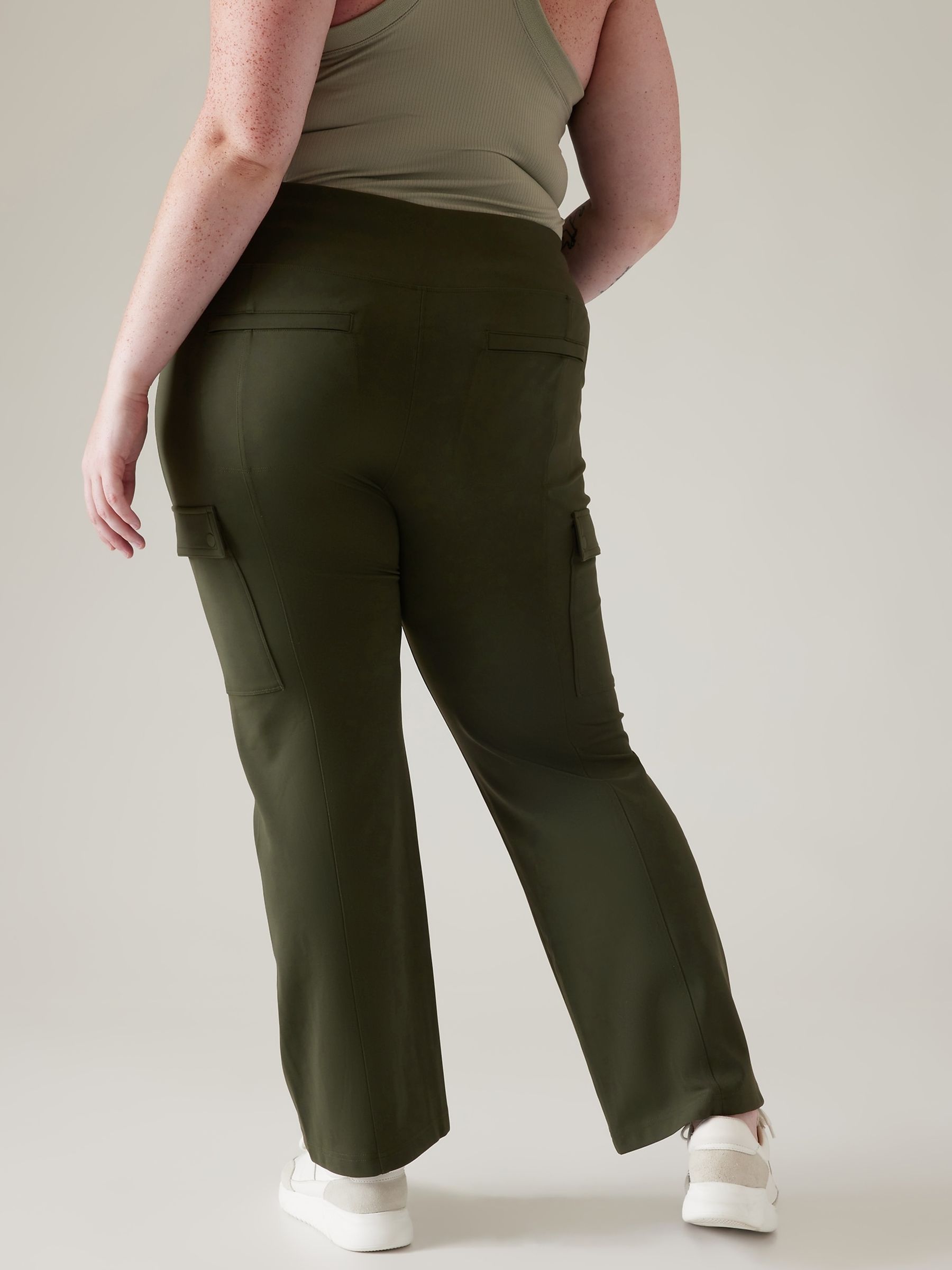 Athleta Green Delancey Straight Cargo Trousers - Image 5 of 5