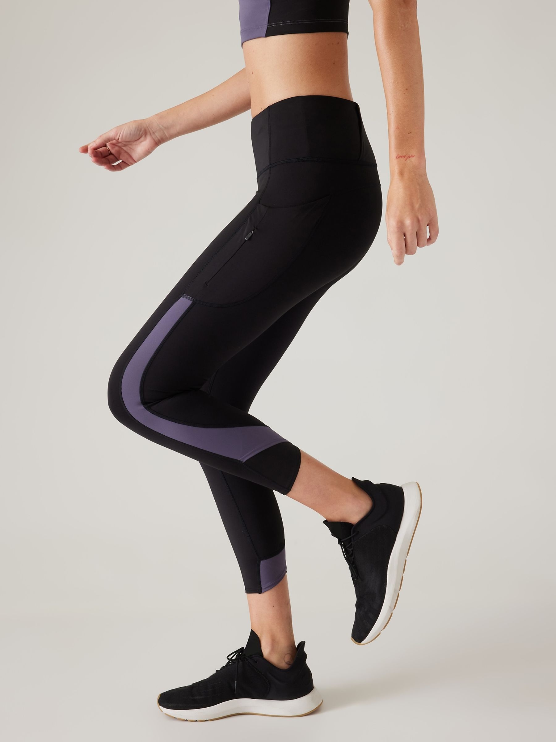 Athleta Black Ultimate Stash Colourblock 7/8 Leggings - Image 4 of 5
