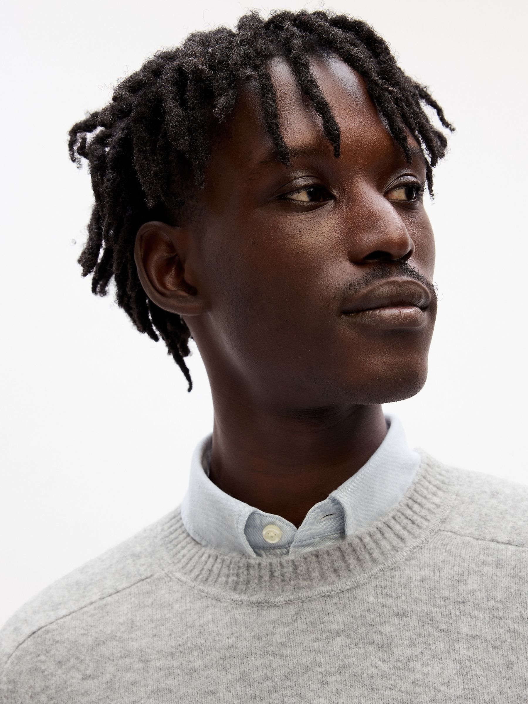 Grey Crewneck Jumper - Image 3 of 3
