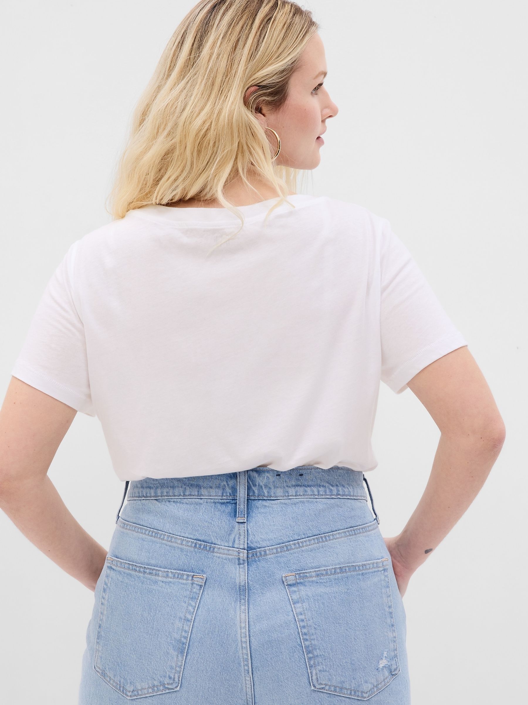 White V-Neck Vintage 100% Organic Cotton Short Sleeve T-Shirt - Image 5 of 9