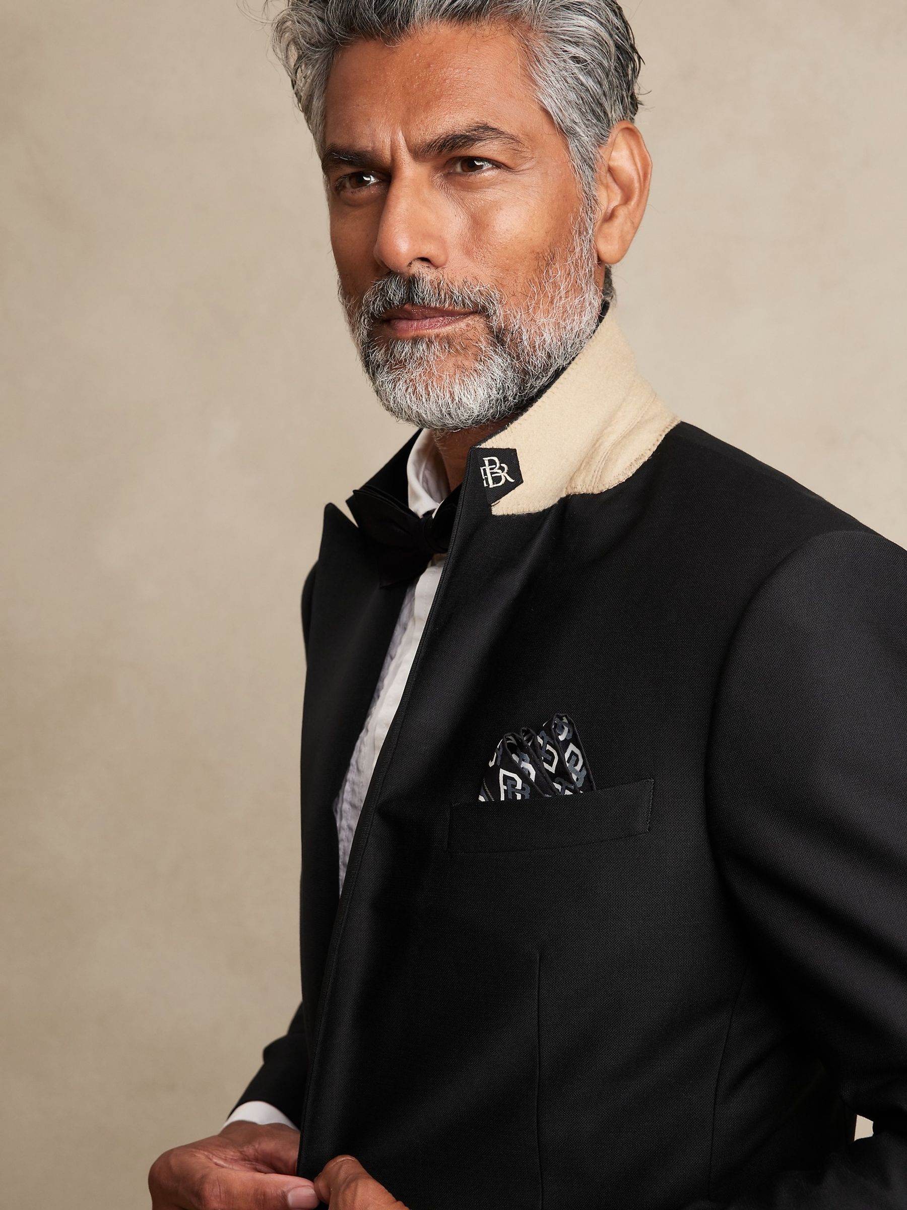 Banana Republic Black Barathea Tuxedo Jacket - Image 6 of 8