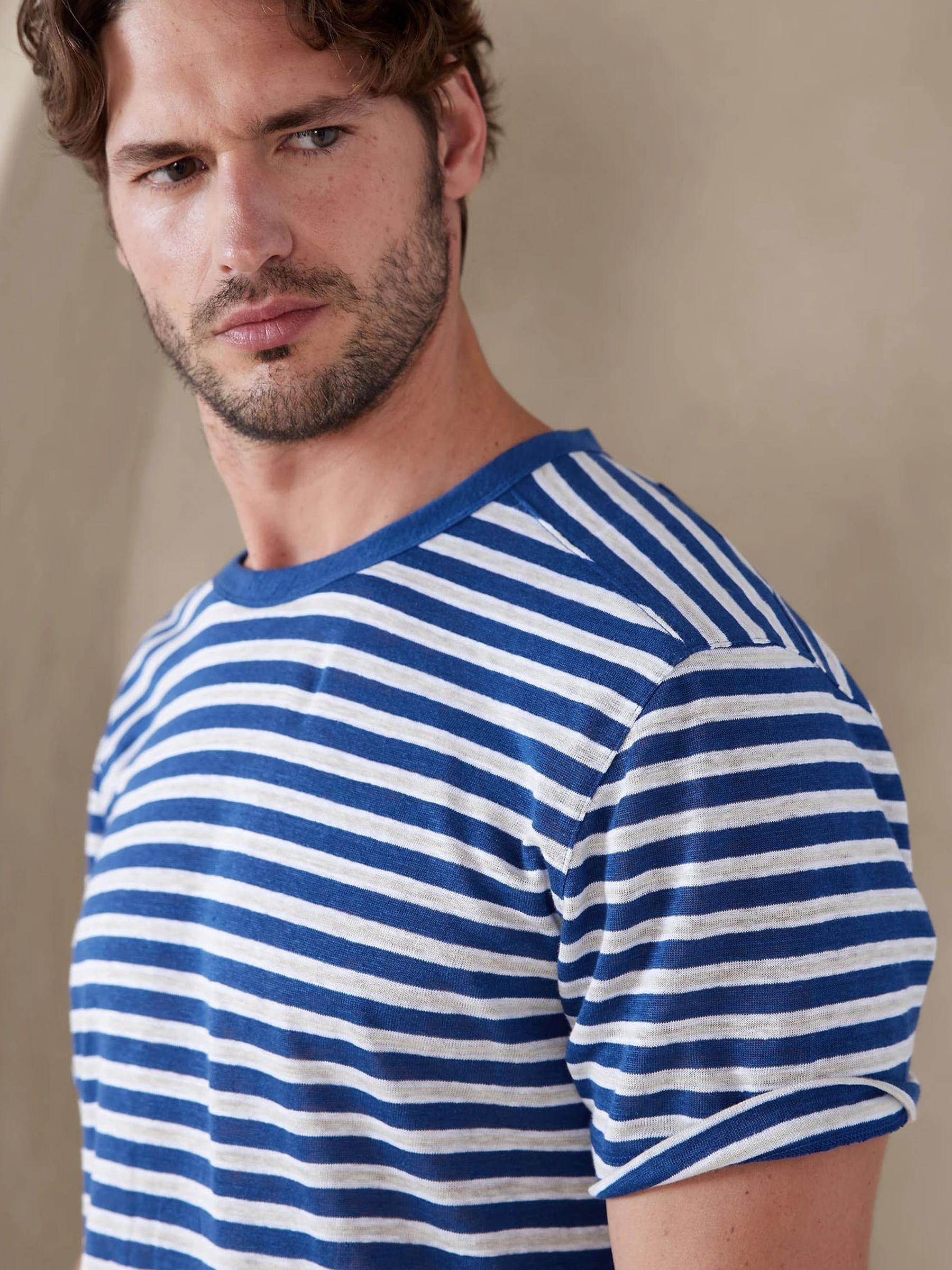 Banana Republic Blue Linen Crew-Neck T-Shirt - Image 3 of 4